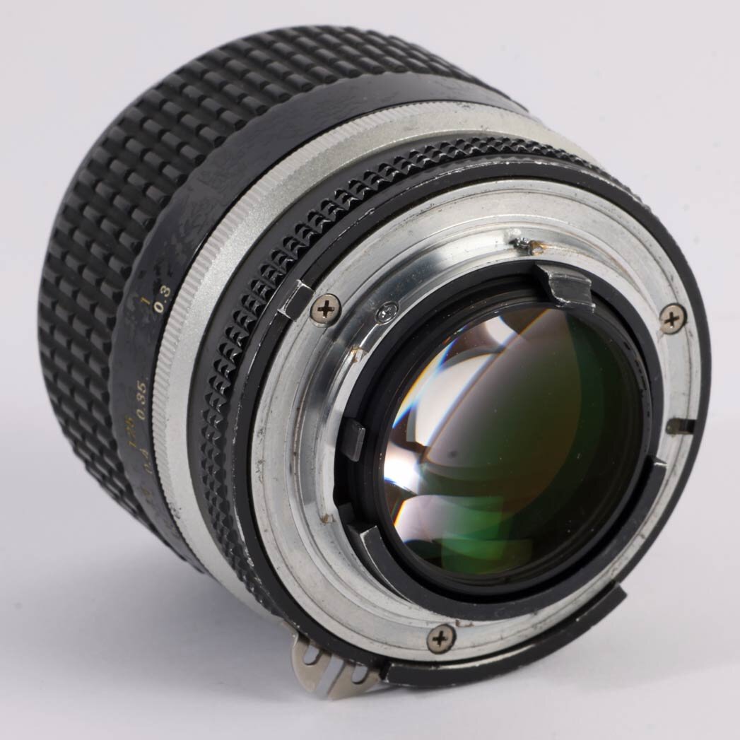 Nikon Nikkor 35mm 1:1.4 AIS