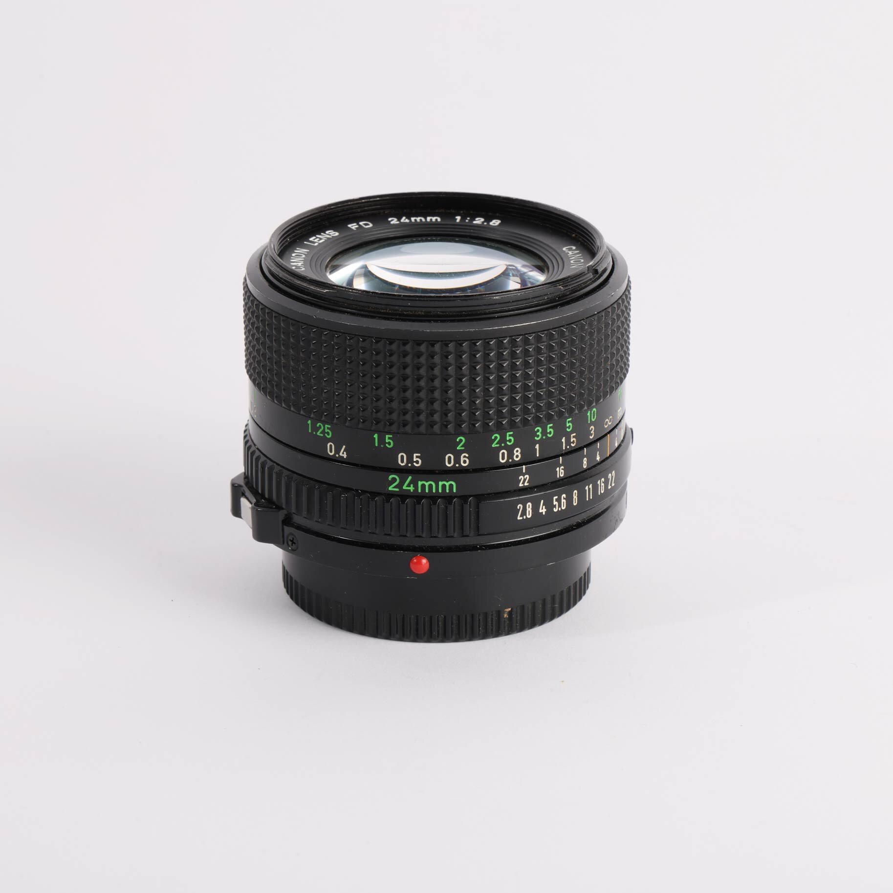Objektiv Canon FD 2.8 / 24mm Weitwinkel analoge Canon SLRS