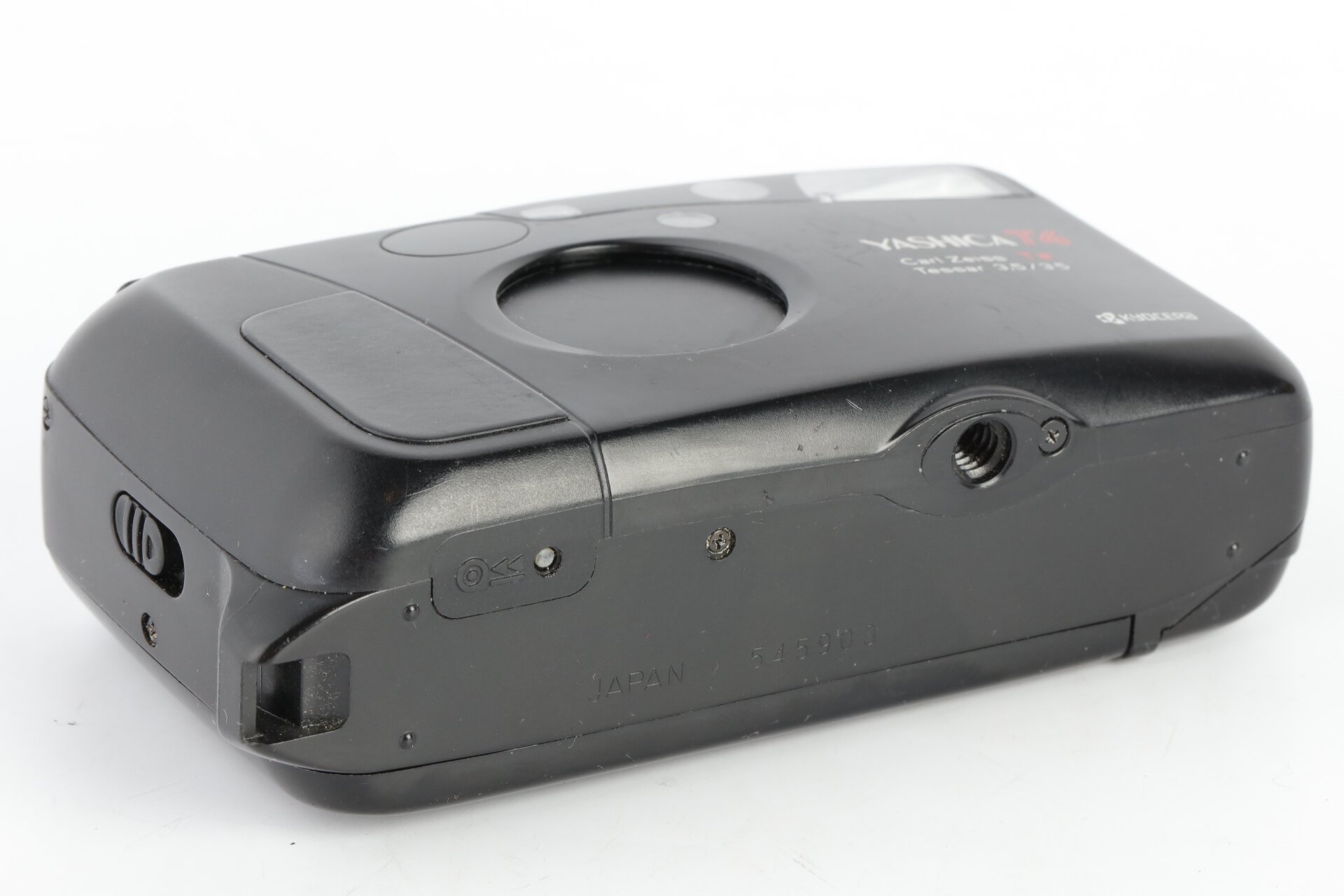 Yashica T4 mit Carl Zeiss 35mm 3,5 Tessar T*