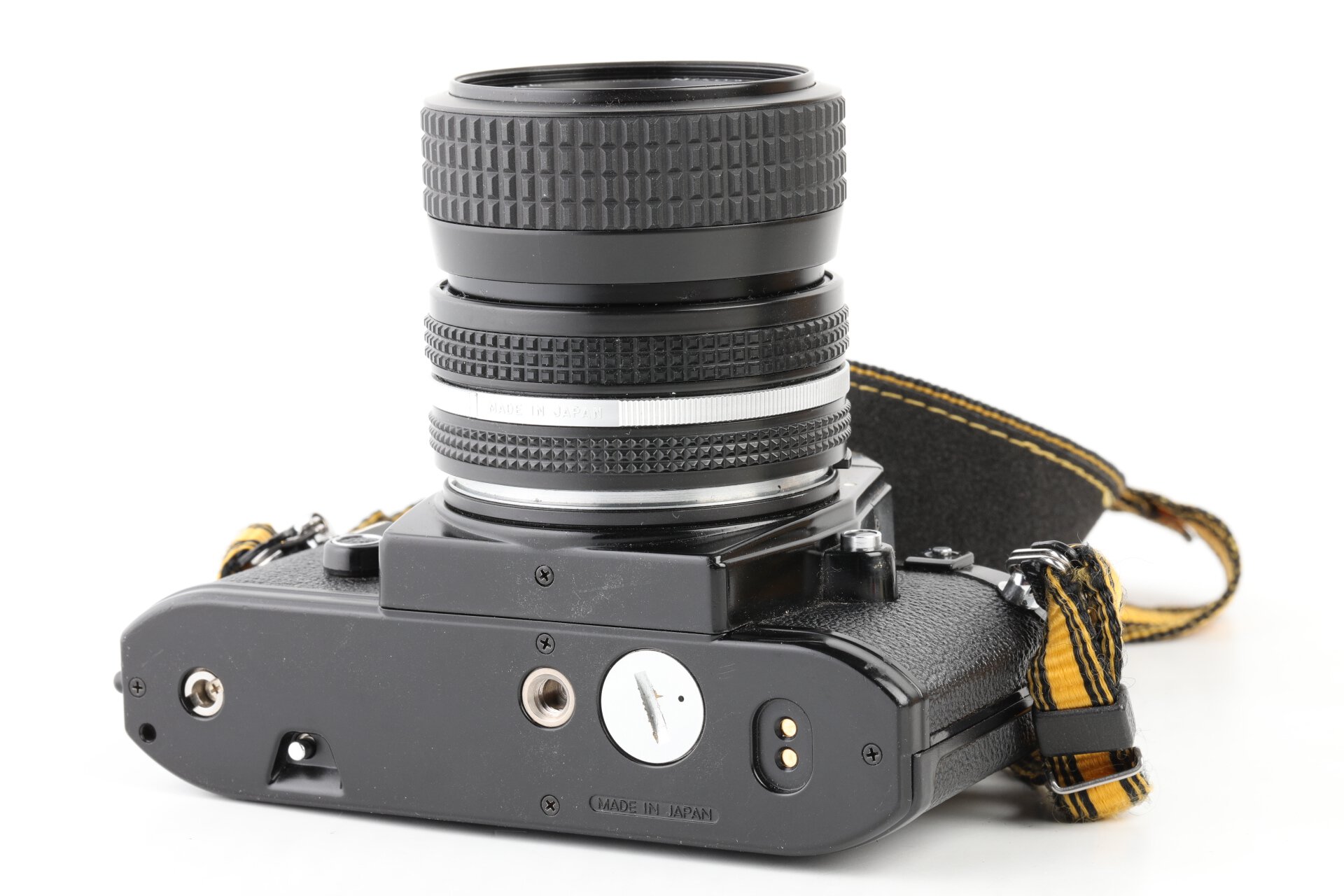 Nikon EM mit AIS Nikkor 35-70mm 3,3-4,5