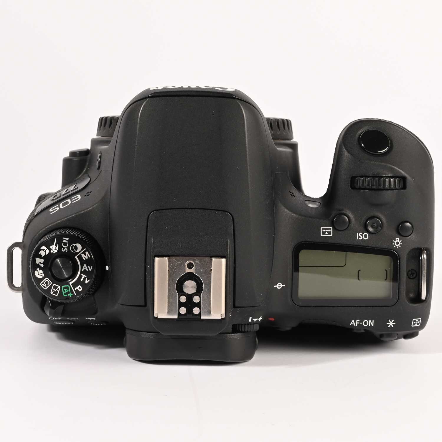 Canon EOS 77D Gehäuse 24,2 MP digitale SLR