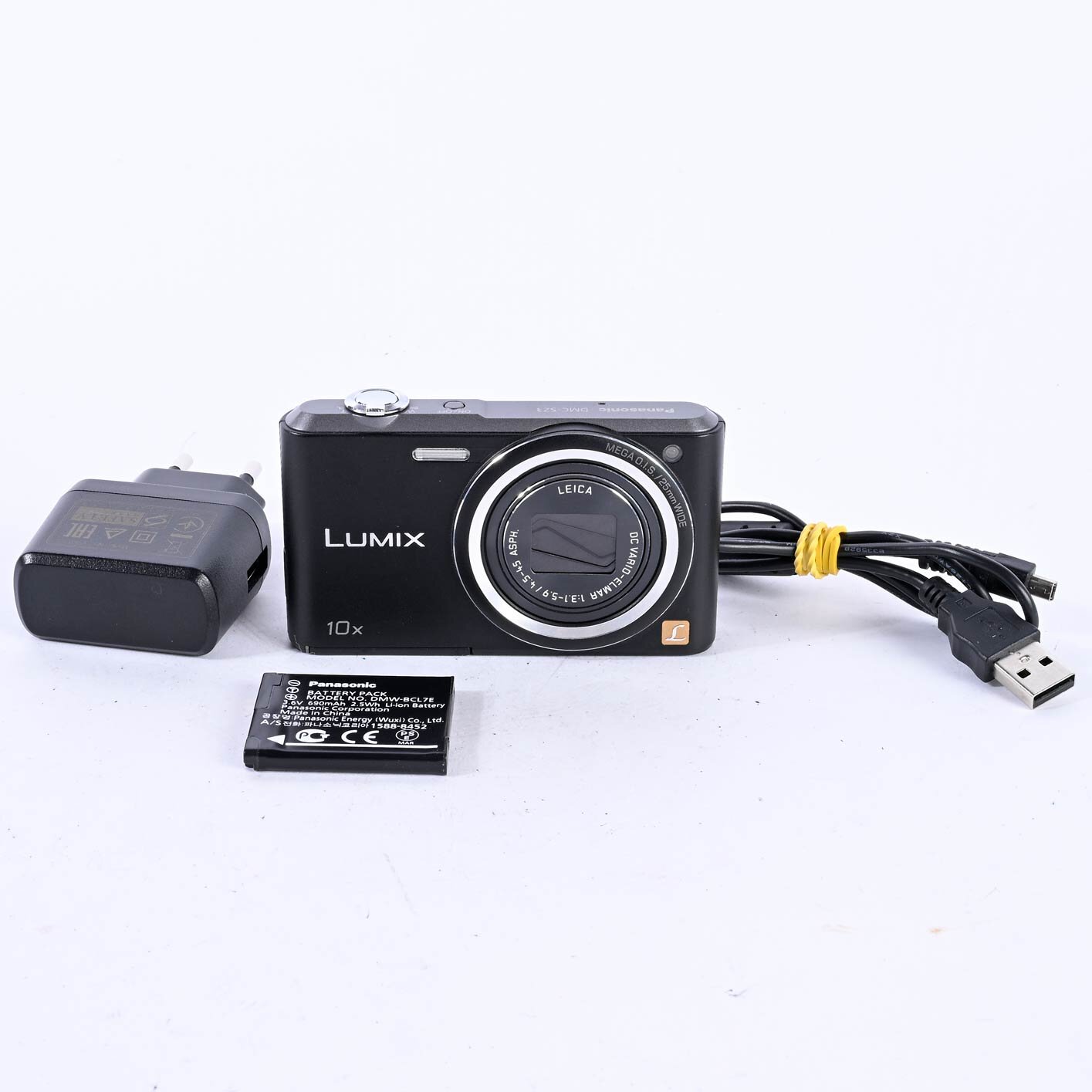 Panasonic LUMIX DMC-SZ3 16.1 MP 10x Optical Zoom Compact Digital Kamera