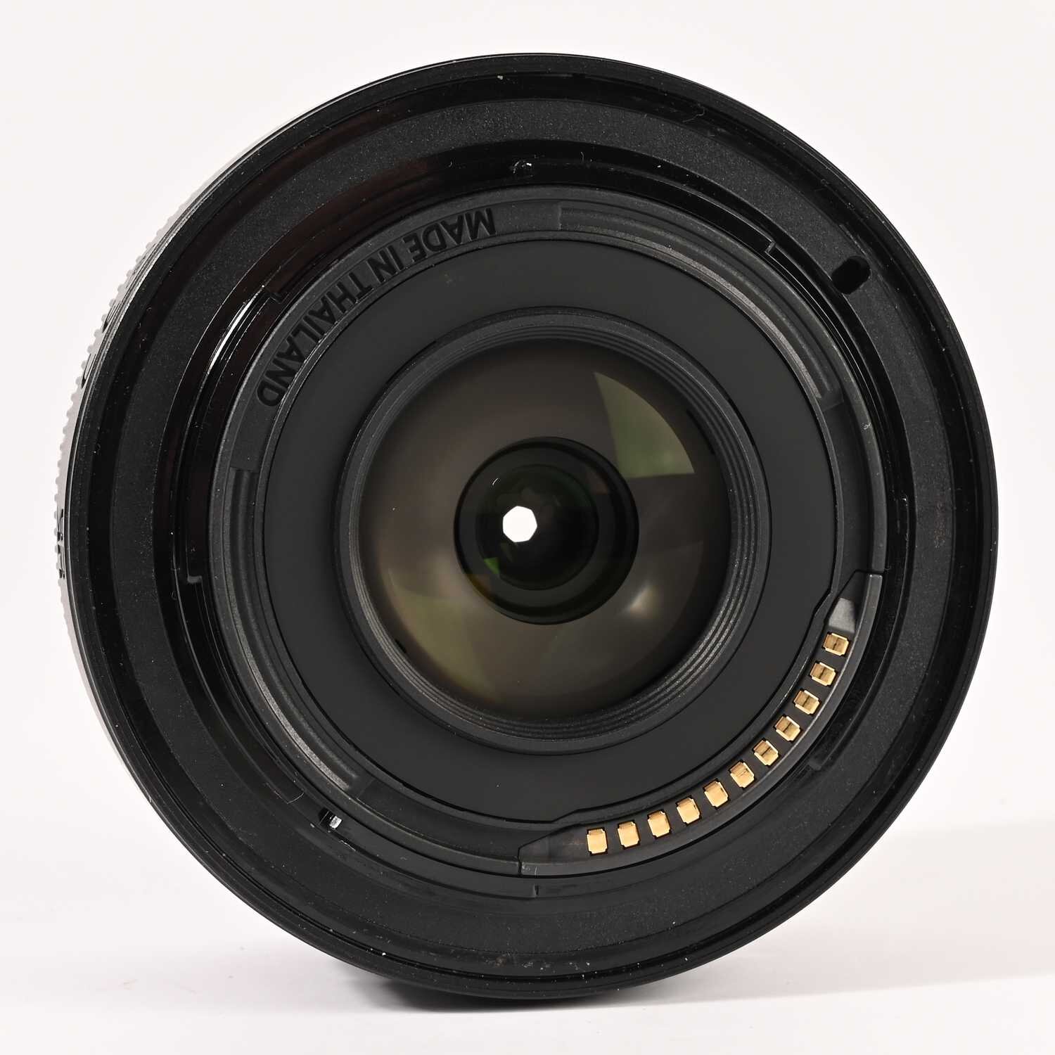 Nikon Z30 Systemkamera Kit Nikkor DX 16-50 mm VR Objektiv 6000 Auslösungen