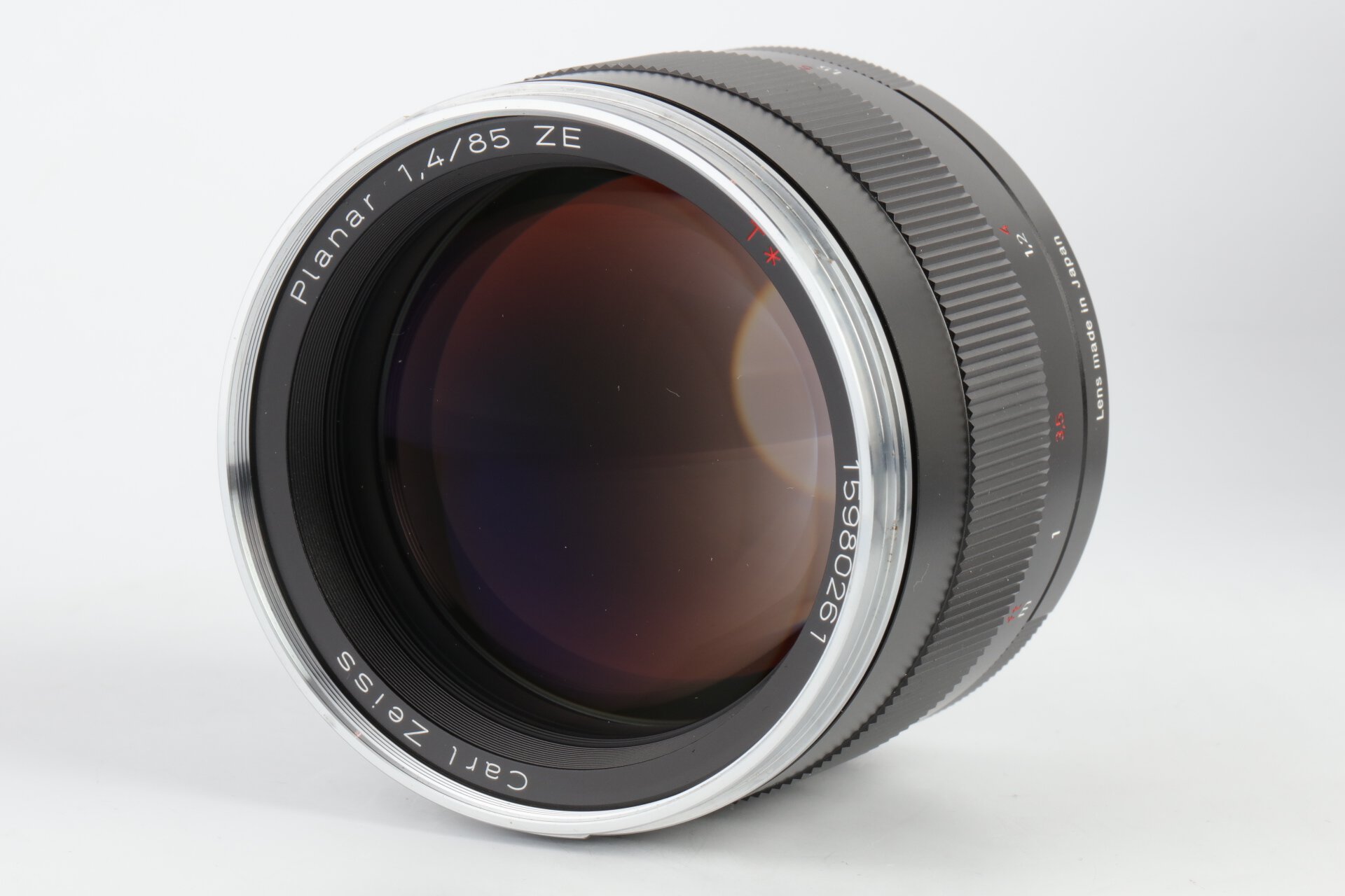 Carl Zeiss 1,4/85mm ZE T* Planar für Canon EF