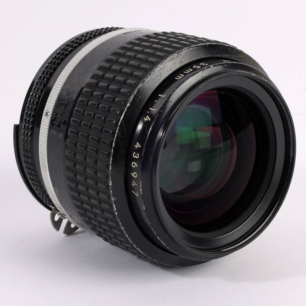 Nikon Nikkor 35mm 1:1.4 AIS