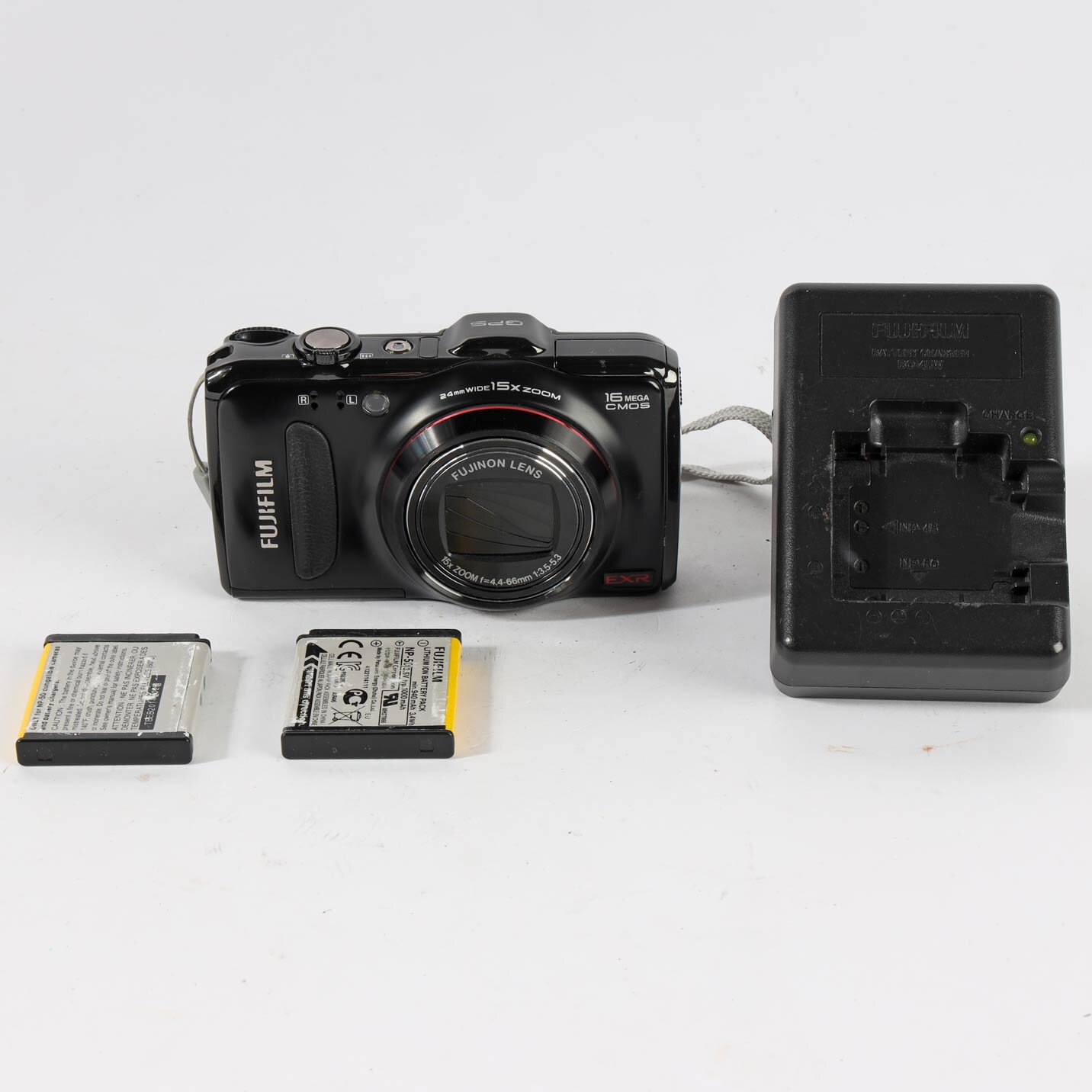 Fujifilm FinePix F550EXR 16MP GPS Digitalkamera