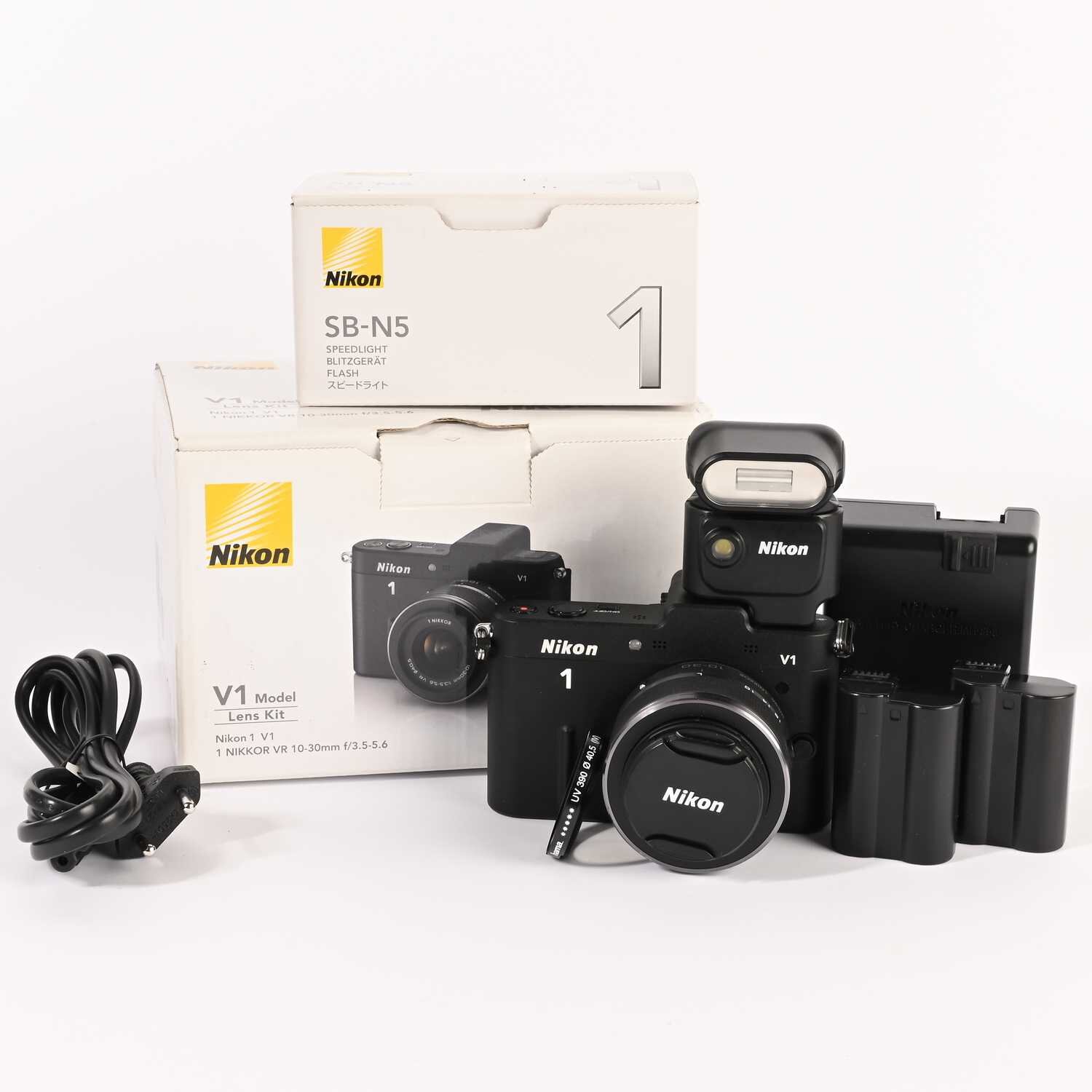 Nikon 1 V1 Nikkor 10-30mm 1:3.5-5.6 4200 Auslösungen SB-N5