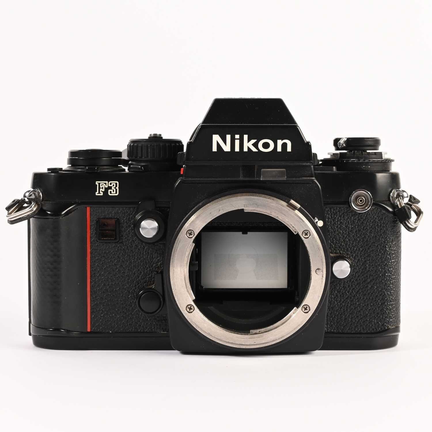 Nikon F3 mit MD-4 analoge SLR Kamera