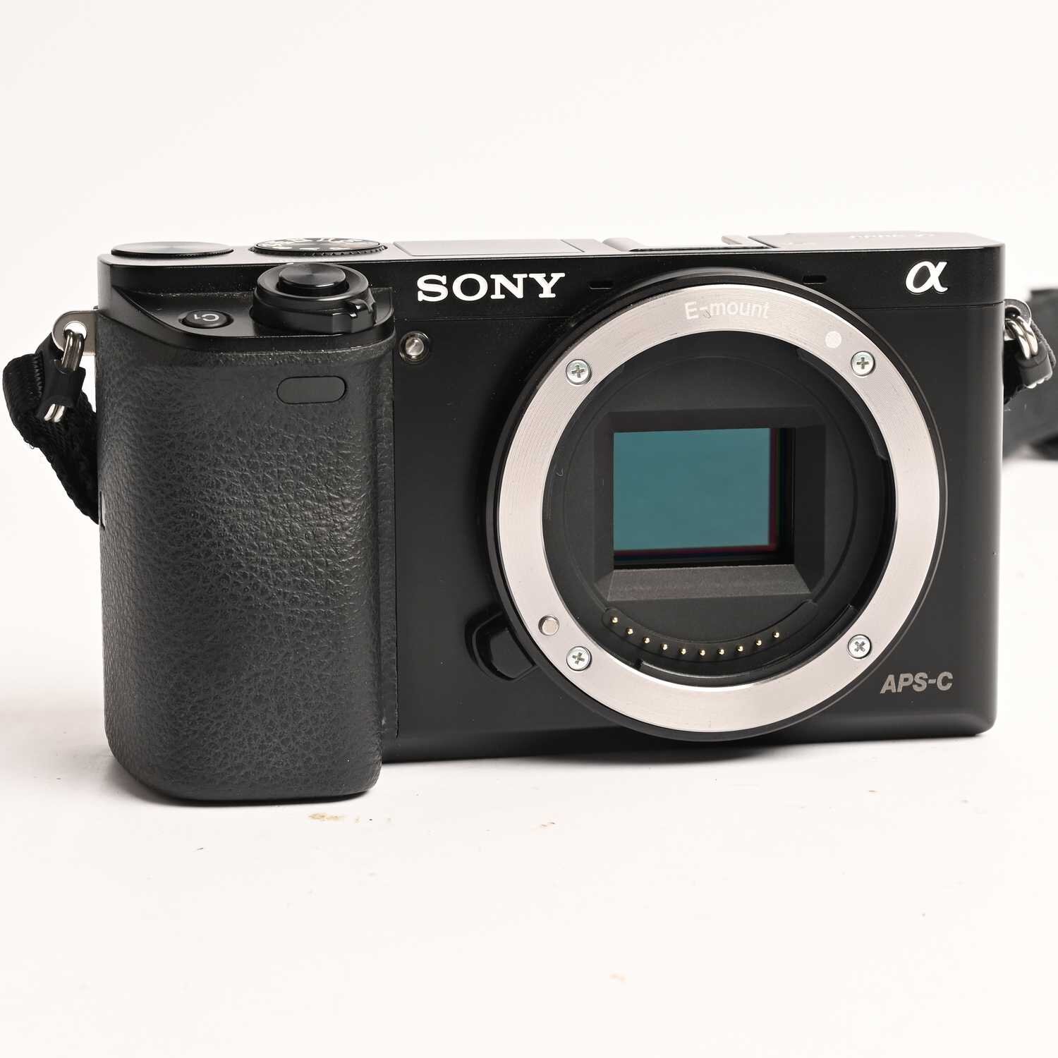 Sony Alpha ILCE-6000 24.3 MP Digitalkamera body schwarz