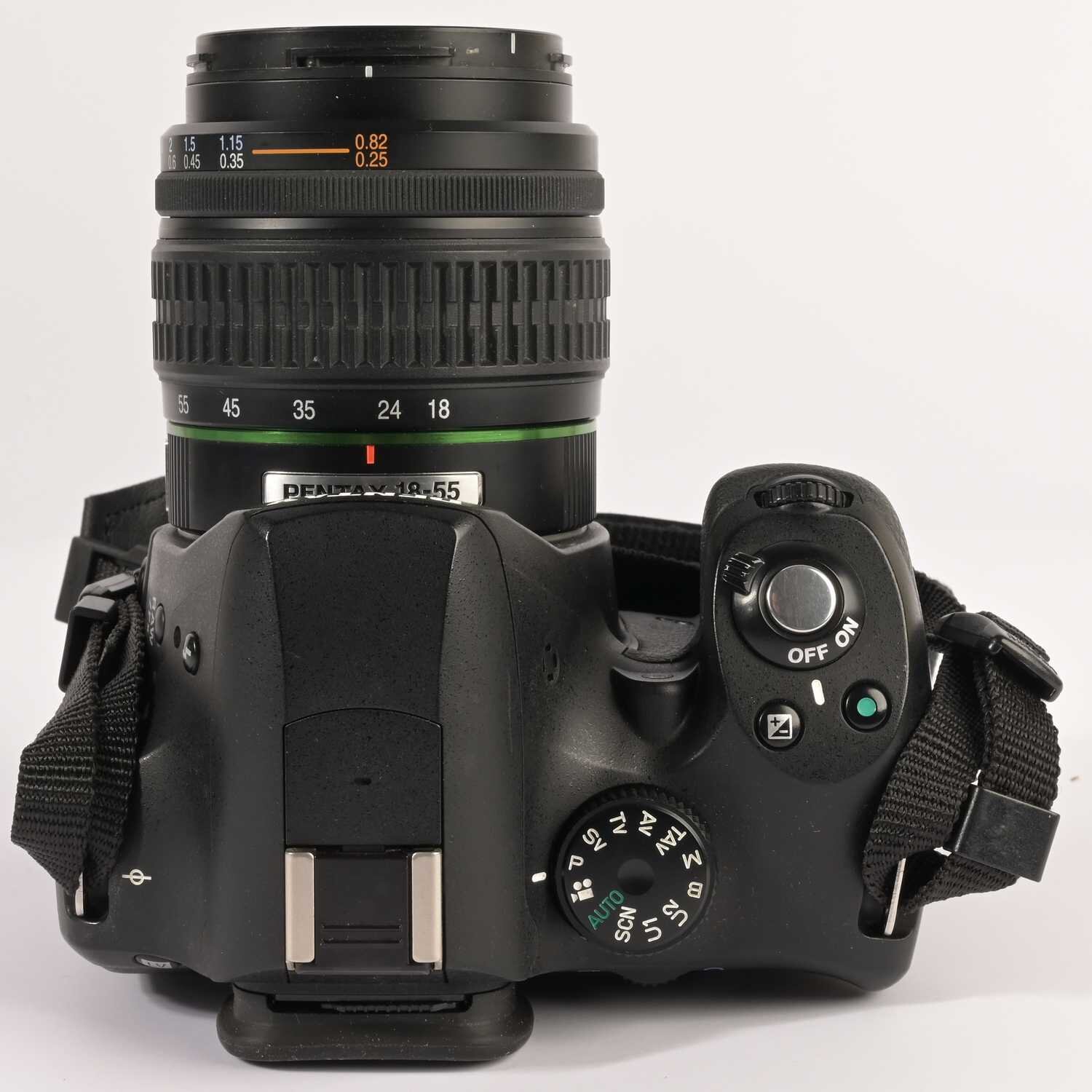 Pentax K-50 Pentax 3,5-5,6/18-55mm DA AL