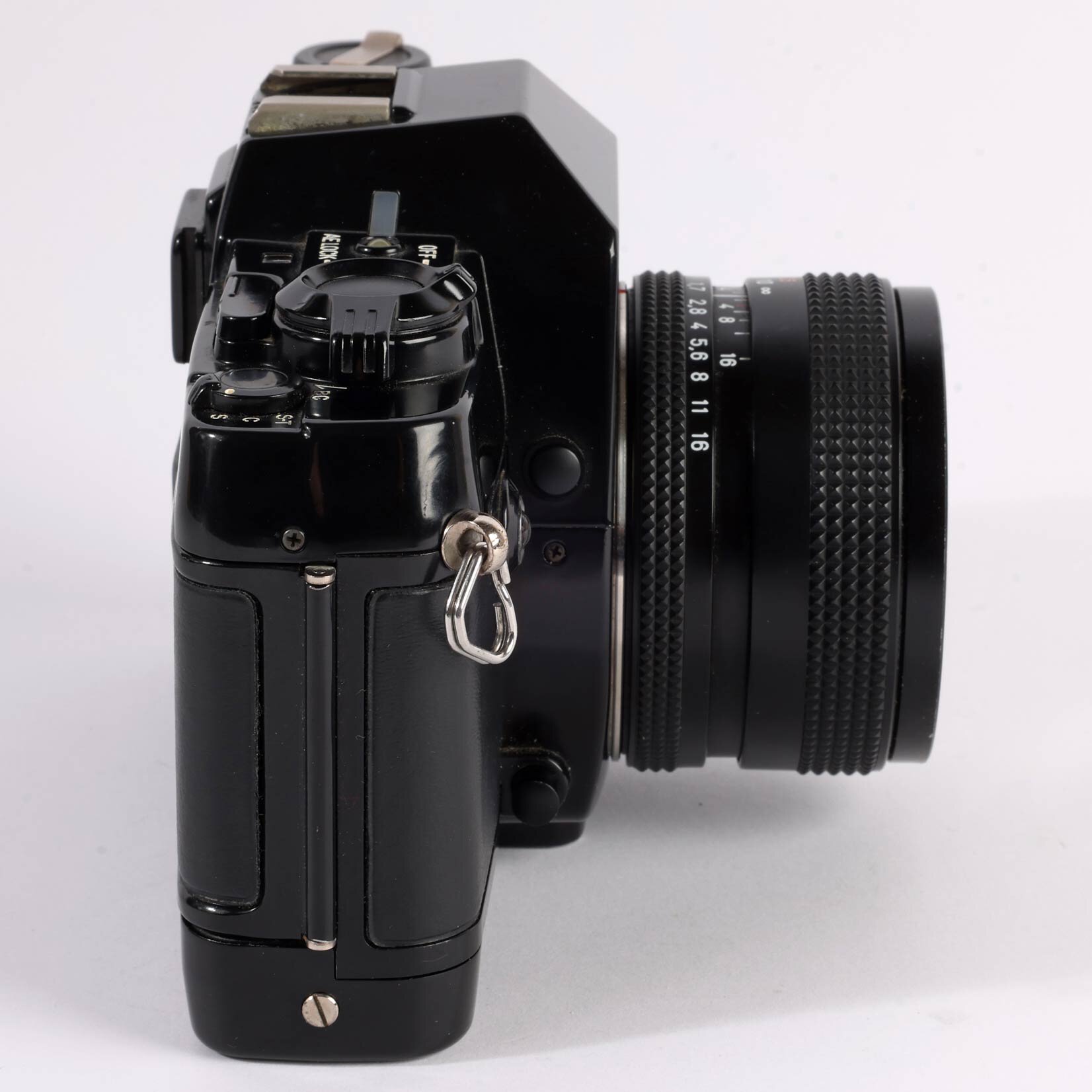 Contax 137 MD Quartz +Carl Zeiss Planar 1,7/50mm
