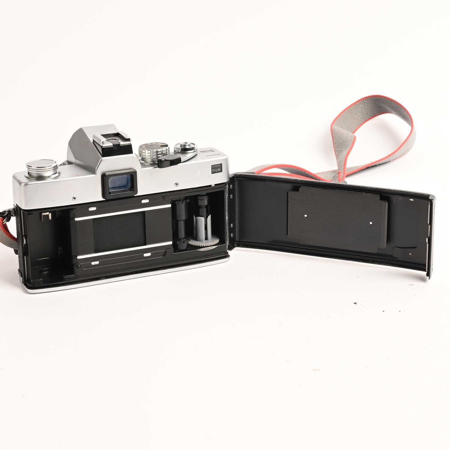 Minolta SRT303b mit MD Rokkor 1:1.7 /50mm