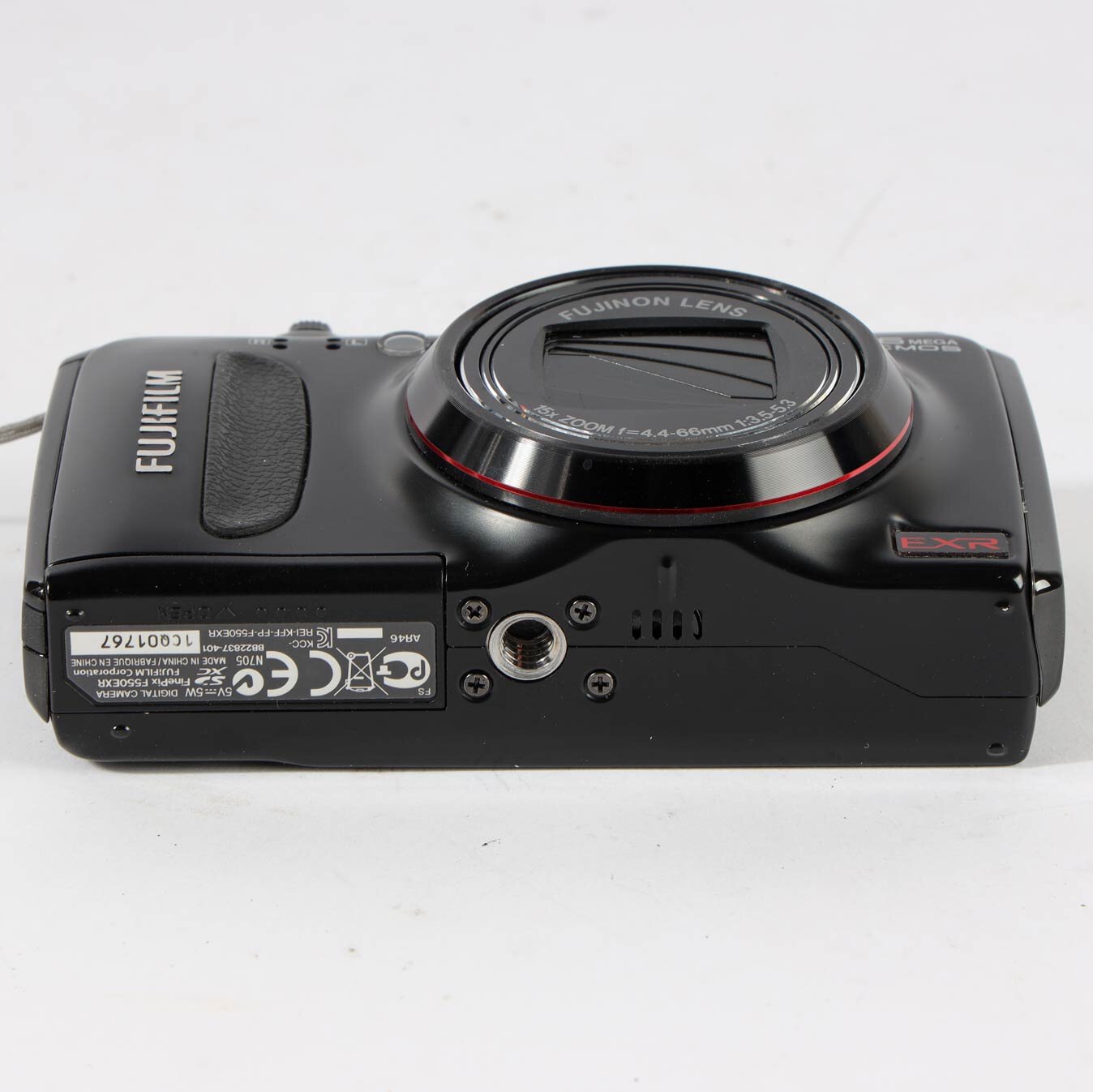 Fujifilm FinePix F550EXR 16MP GPS Digitalkamera