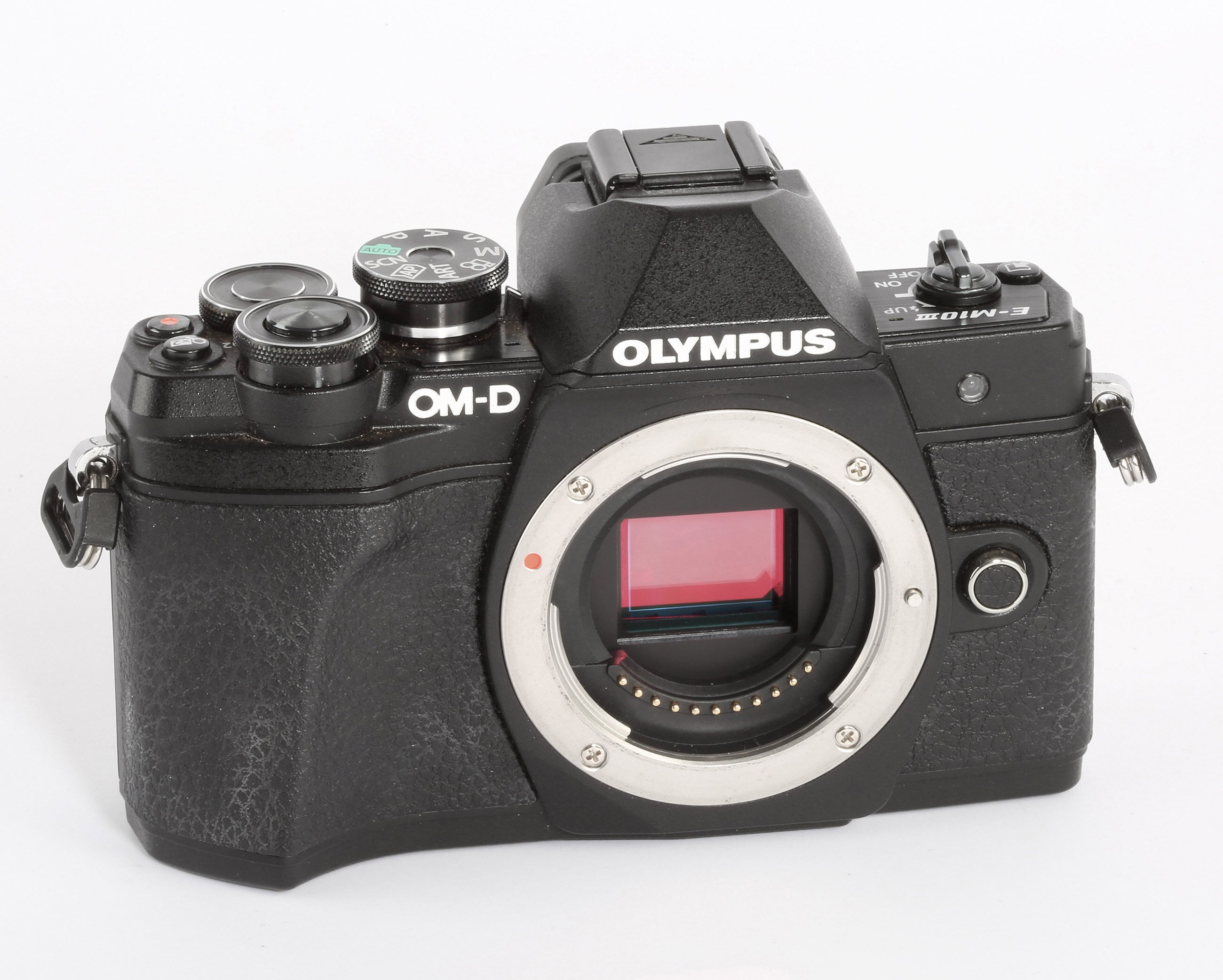 Olympus OM-D E-M10 III