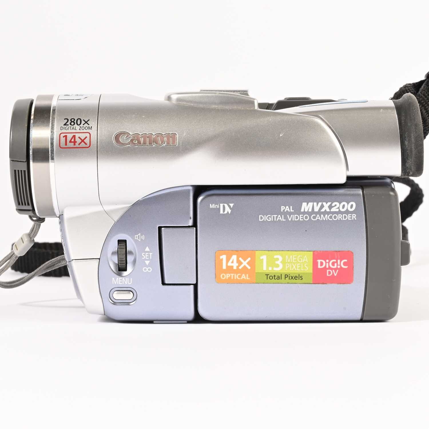 Canon MVX200 Camcorder Mini iDV 14x Zoom, 2,5" Displly Bildstabilisierung