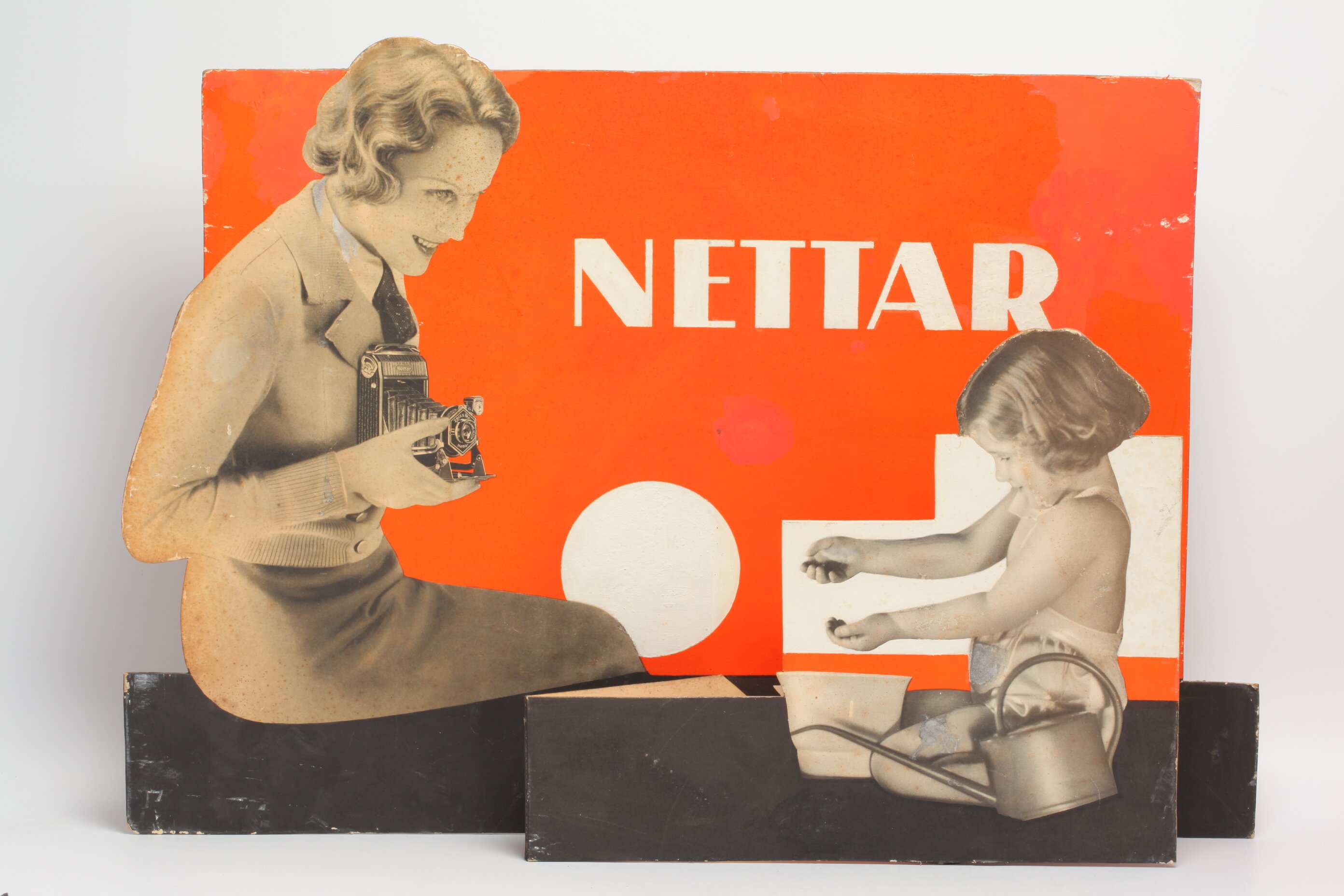 Zeiss Ikon Nettar Werbeschild mit Mutter und Kind