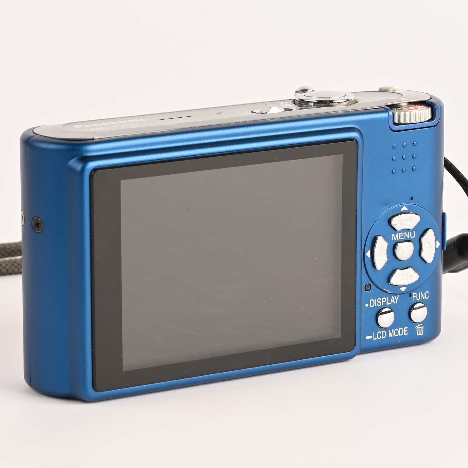 Panasonic Lumix DMC-FX10 blau 6 MP LEICA DC Lens