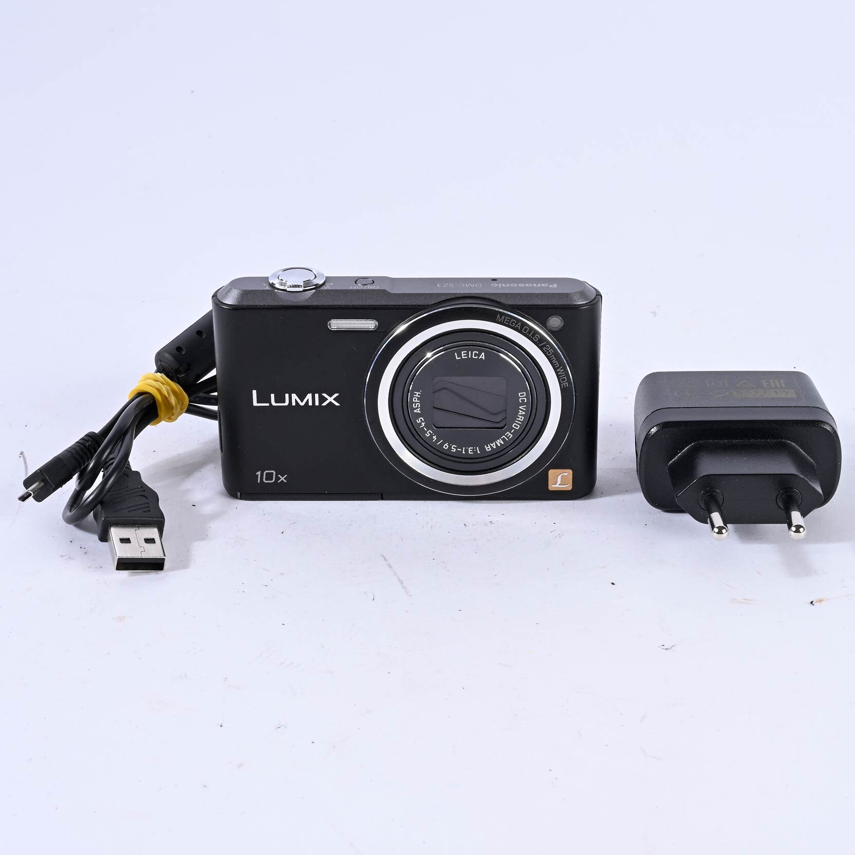 Panasonic LUMIX DMC-SZ3 16.1 MP 10x Optical Zoom Compact Digital Kamer
