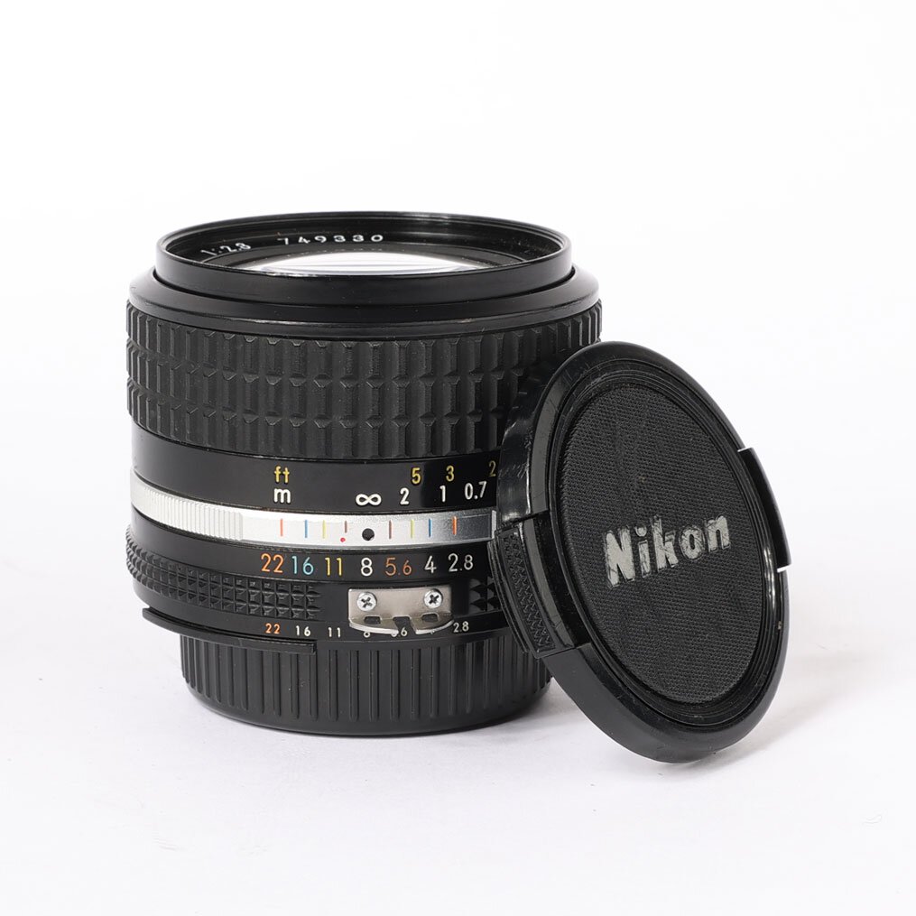 Nikon Nikkor 2.8/24mm
