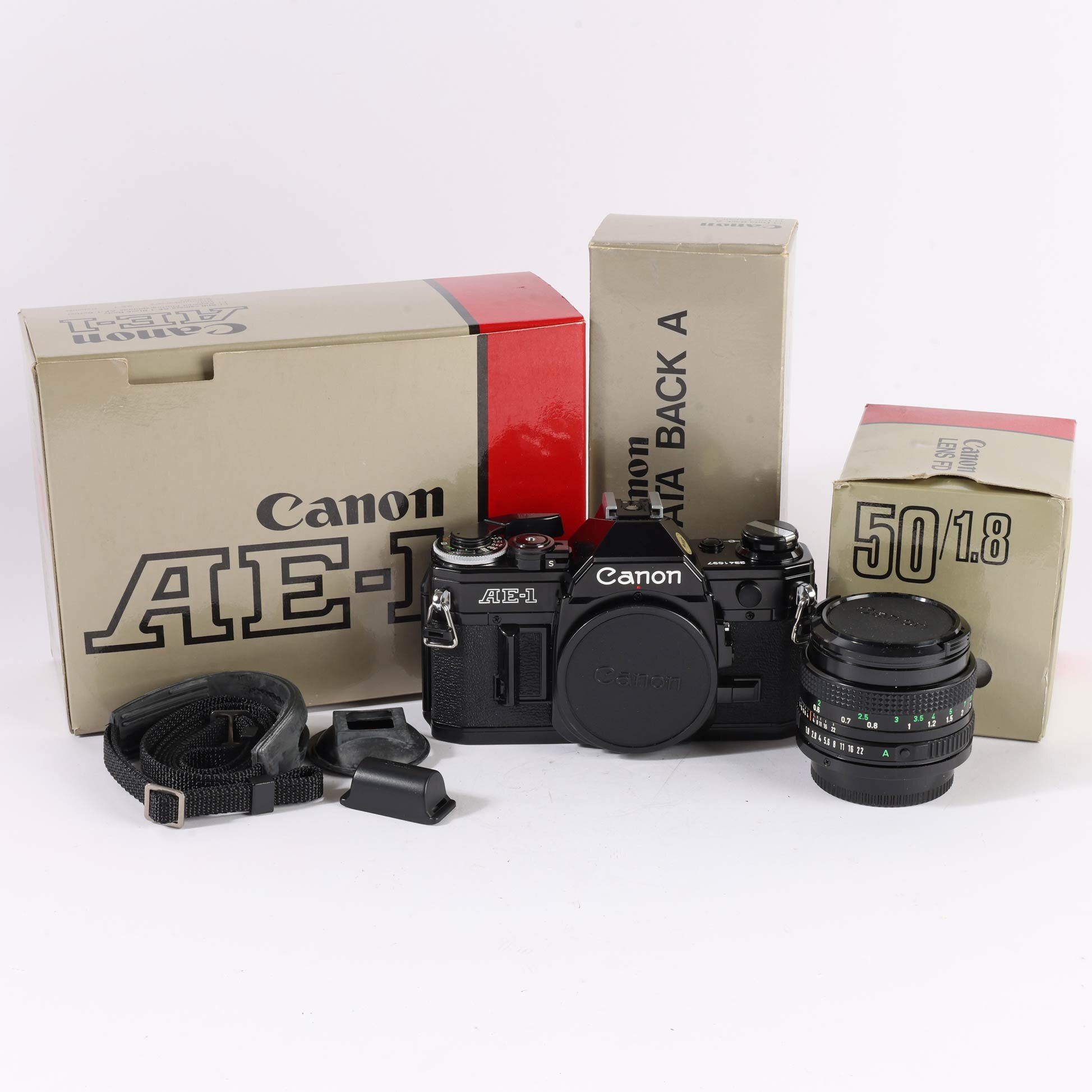 Canon AE-1 black Canon FD 50/1,8 sehr gute Zustand