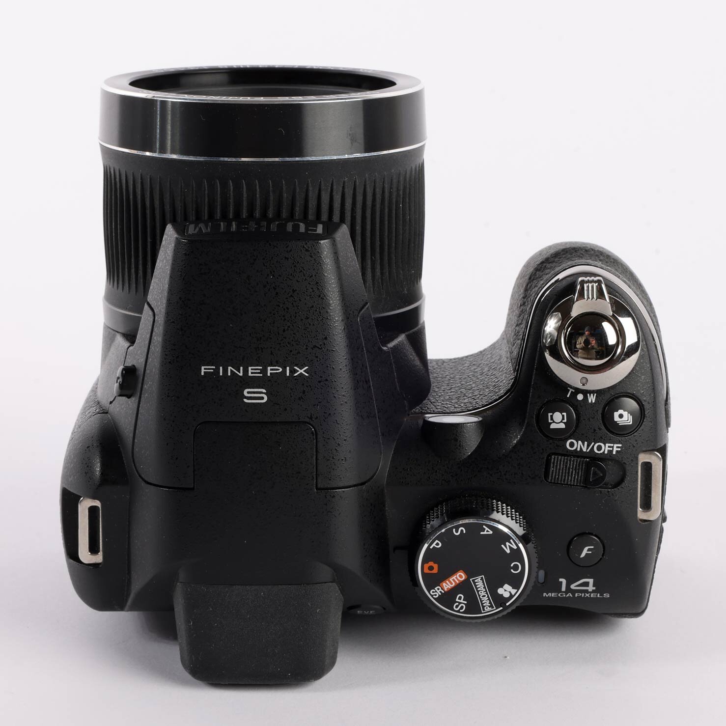 FujiFilm FinePix S3300 14.0 Megapixel -26-fach Zoom