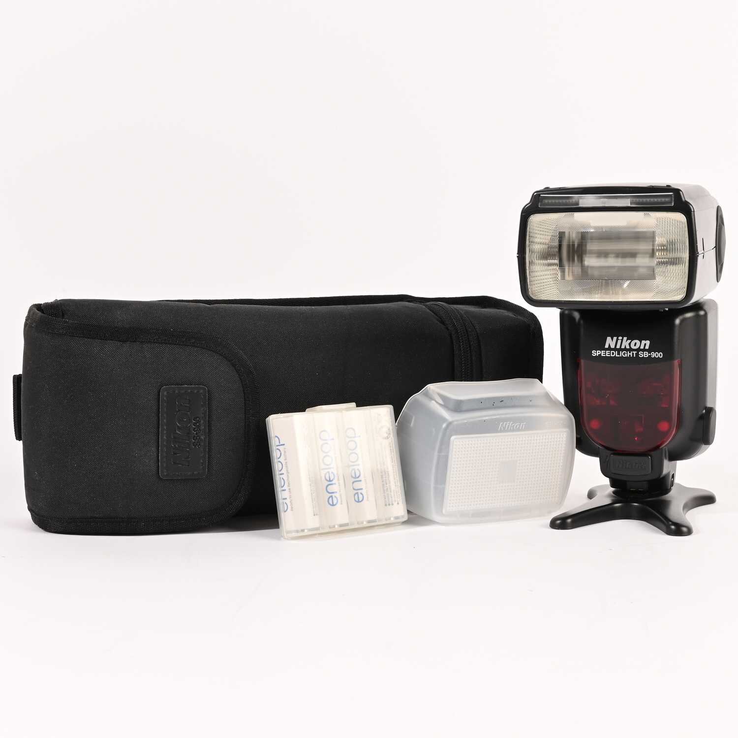 Nikon Speedlight SB-900 Blitzgerät