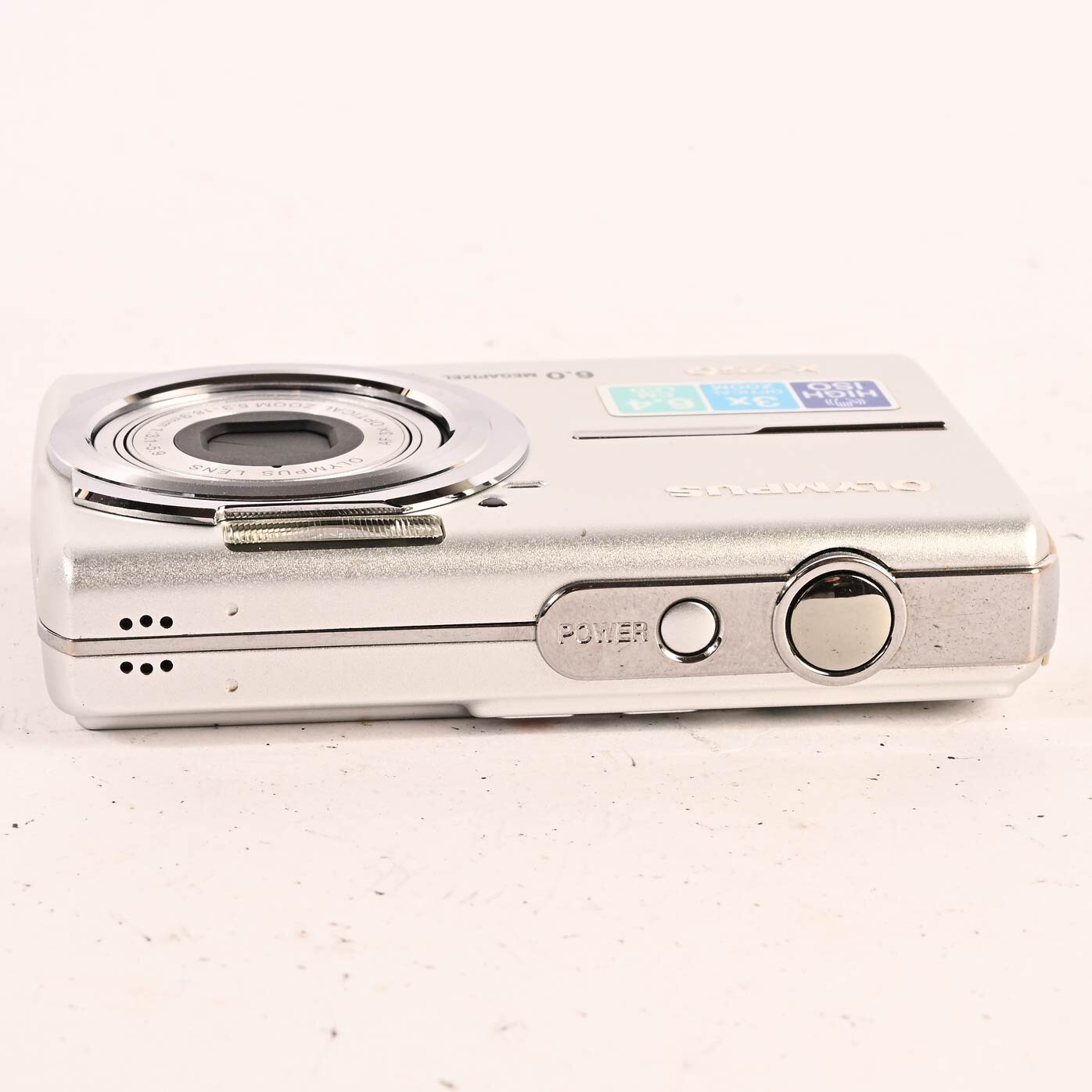 Olympus X-750 Digitalkamera 6.0MP3x optischem Zoom silber Kompakt