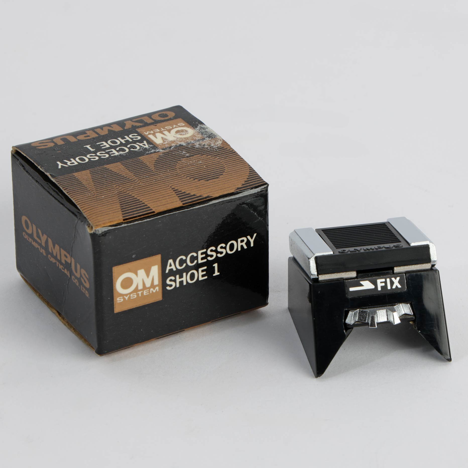 Olympus OM Accessory Shoe 1