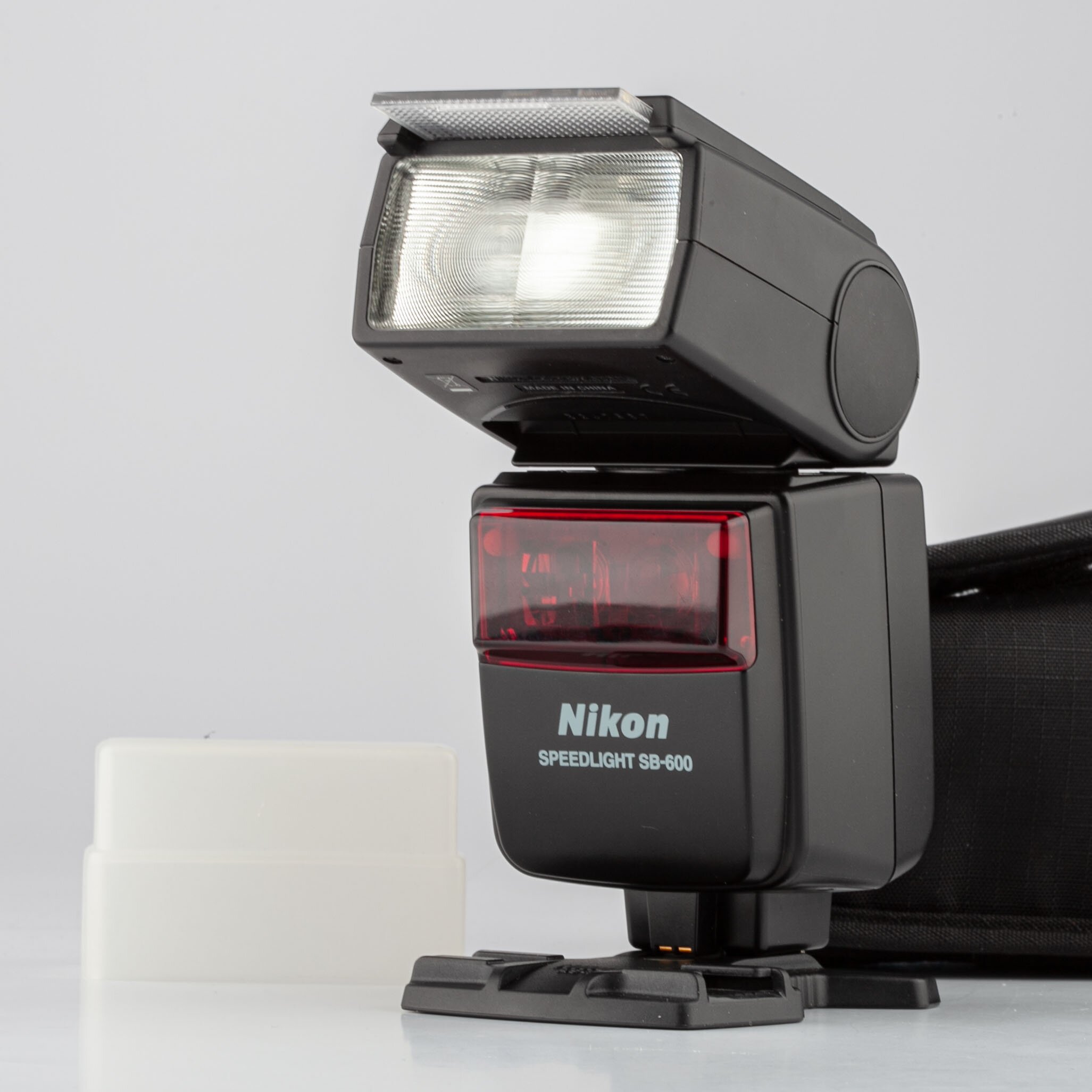 Nikon SB-600 Blitz ▻ bei SHphoto.de