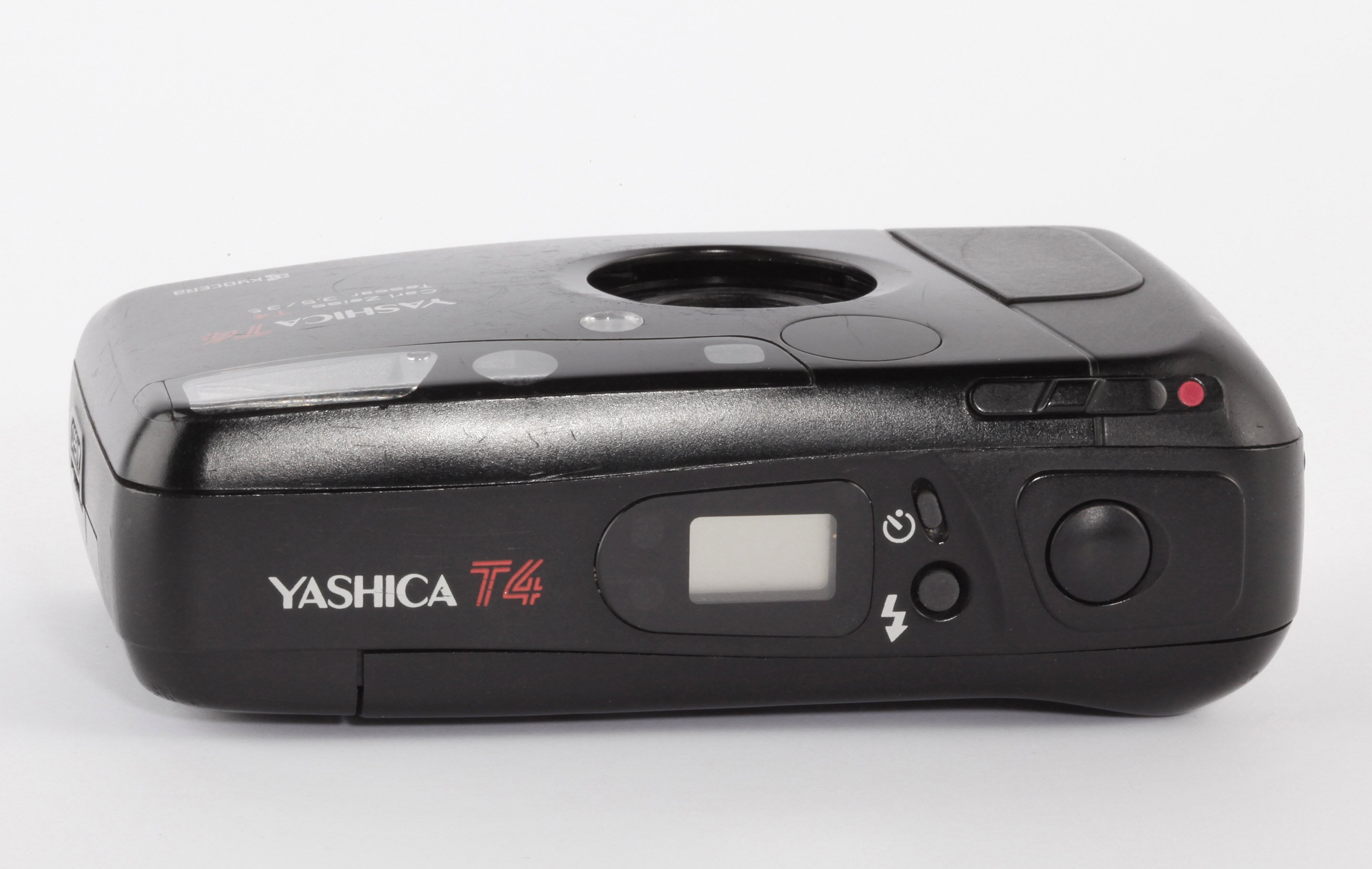 Yashica T4 Carl Zeiss T* Tessar 3,5/35mm