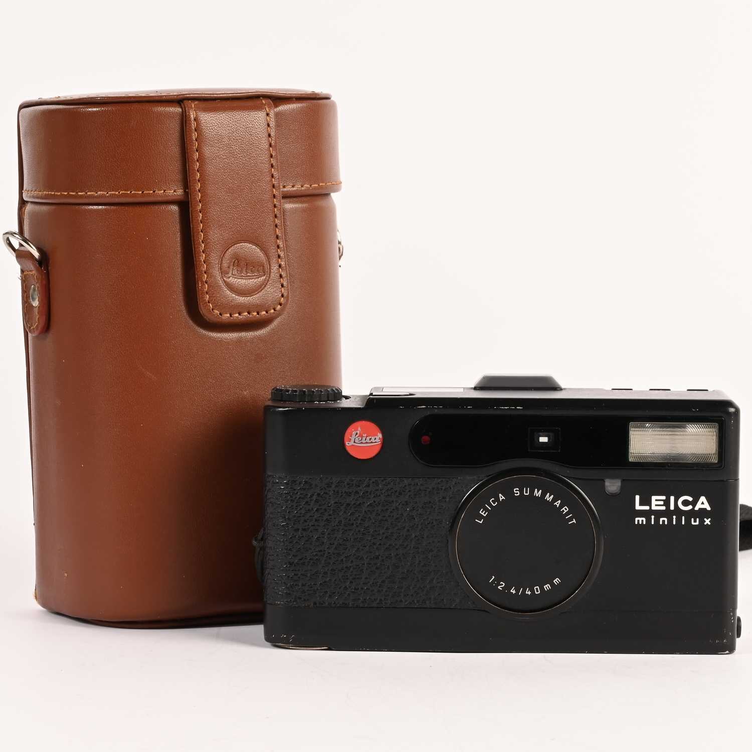 Leica Minilux Leica Summarit 2,4/40 Kompaktkamera black