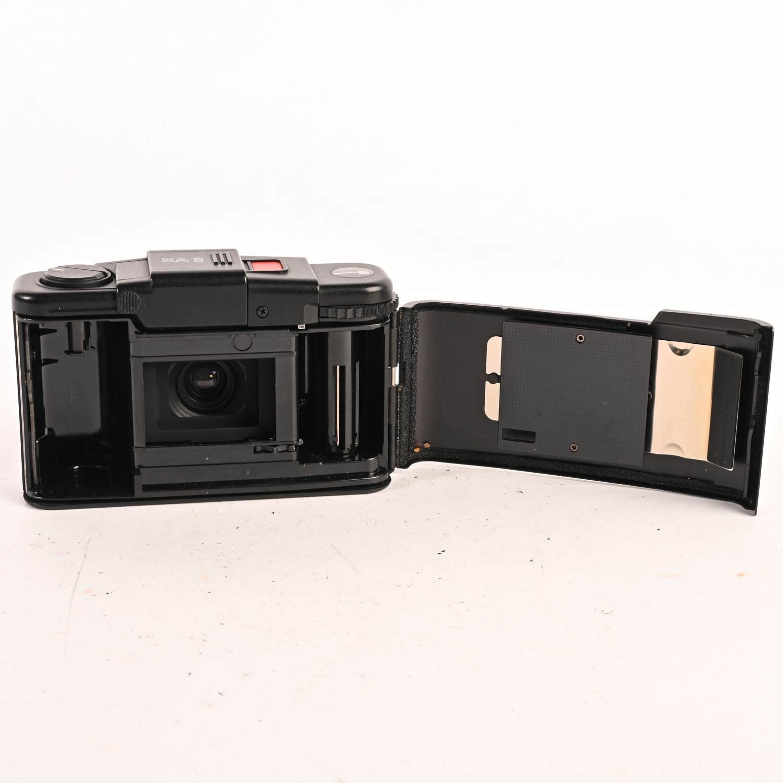 Olympus XA2