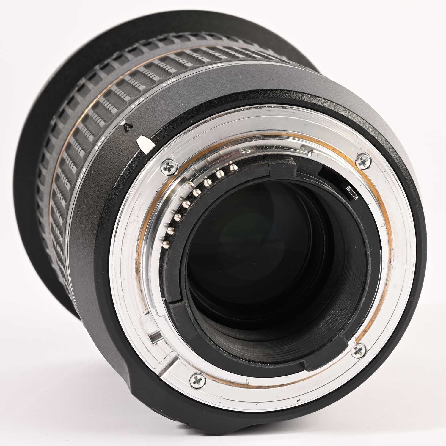 Tamron SP 10-24mm 1:3.5-4.5 Di II Objektiv Nikon F