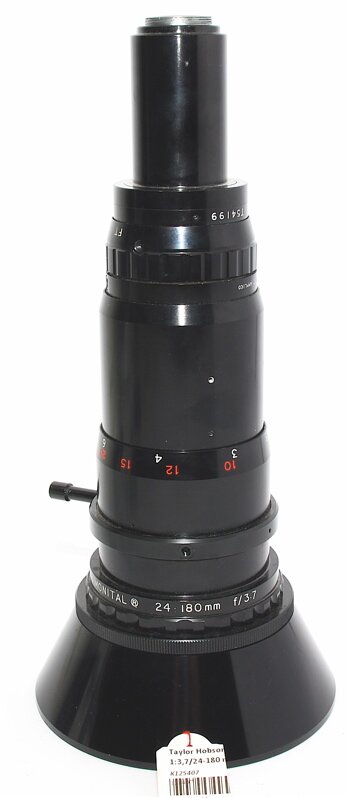 Taylor Hobson f. C-mount 1:3,7/24-180 mm Monital lens