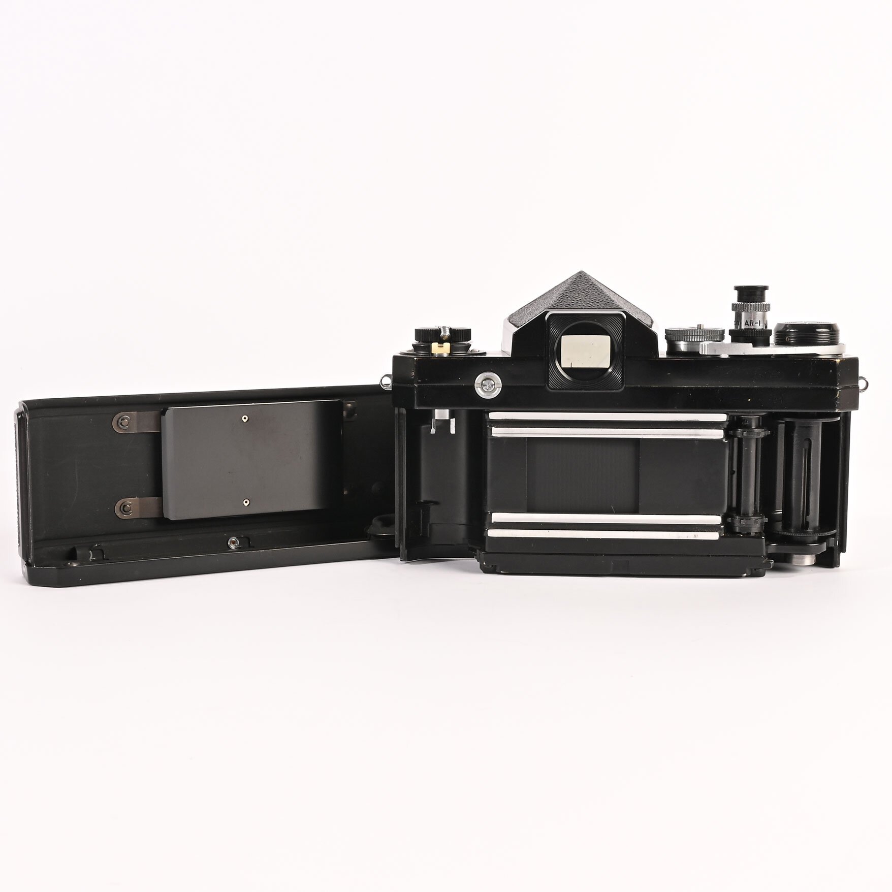 Nikon F black paint 1.4/50mm Nikkor 1970 analog Film camera