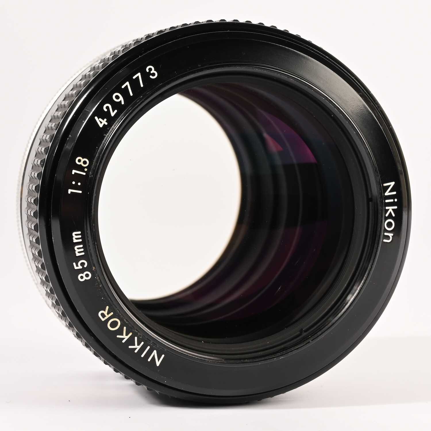 Nikon Nikkor 85/1,8 Ais