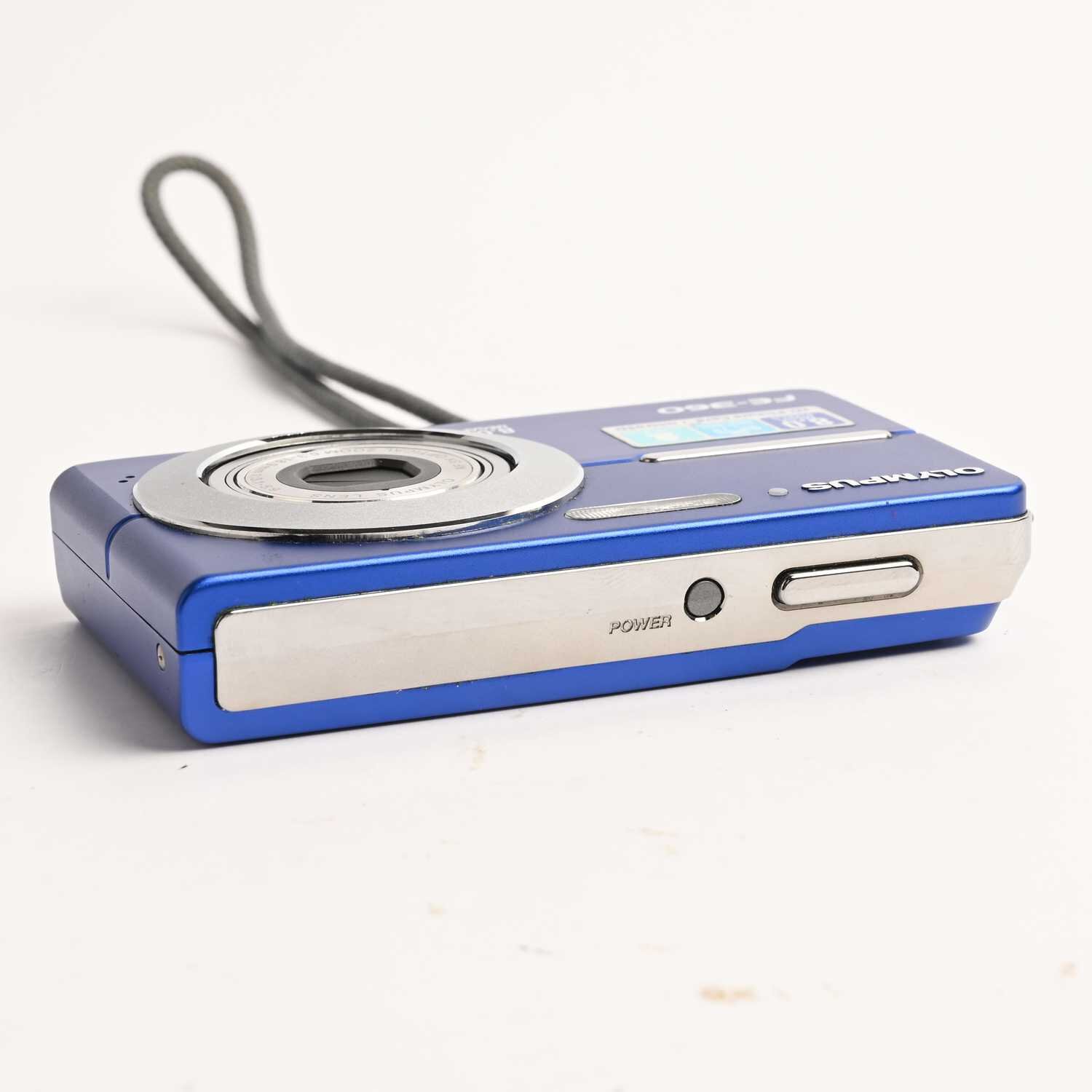 Olympus FE-360 8,0 MP Digitalkamera blau kompakt