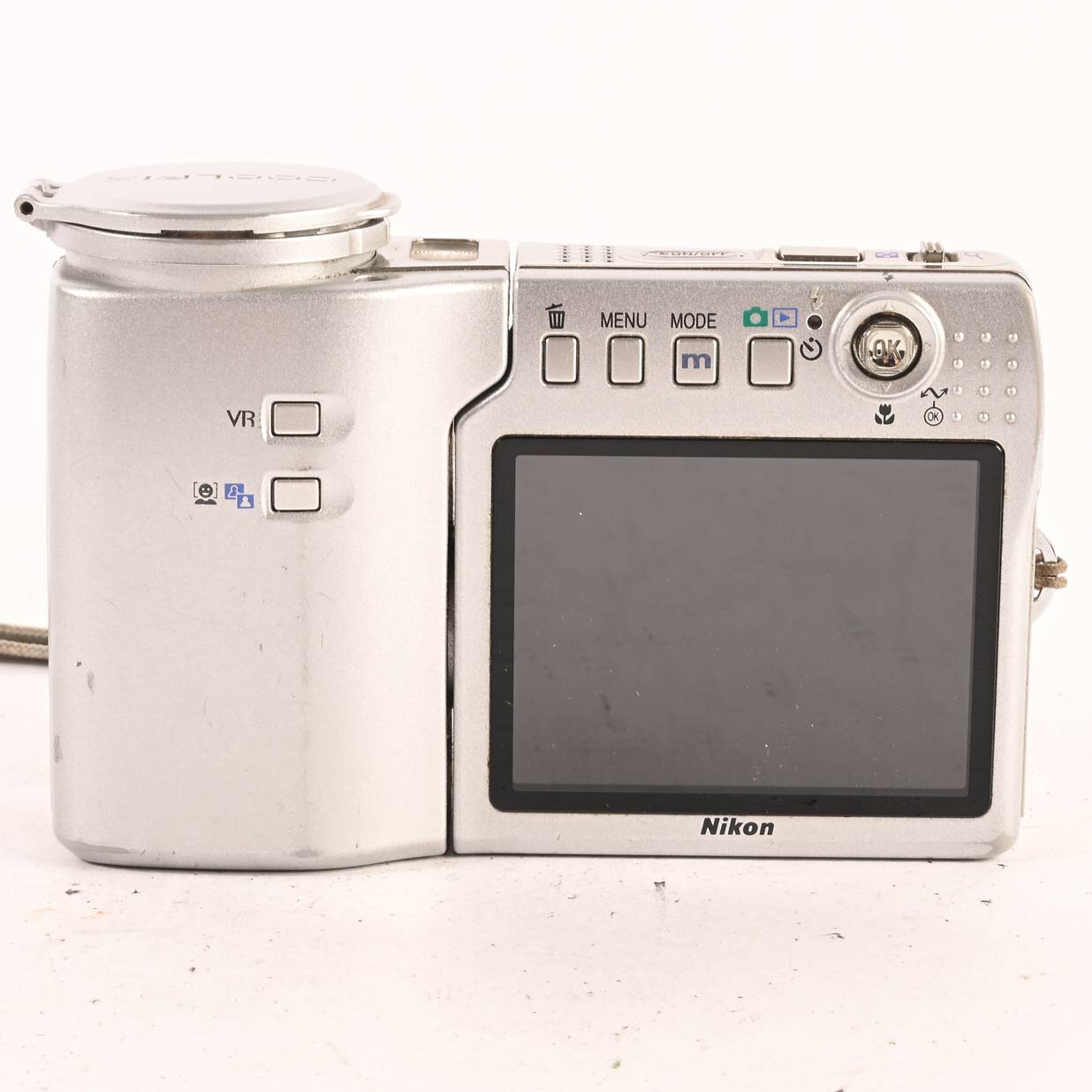 Nikon Coolpix S10