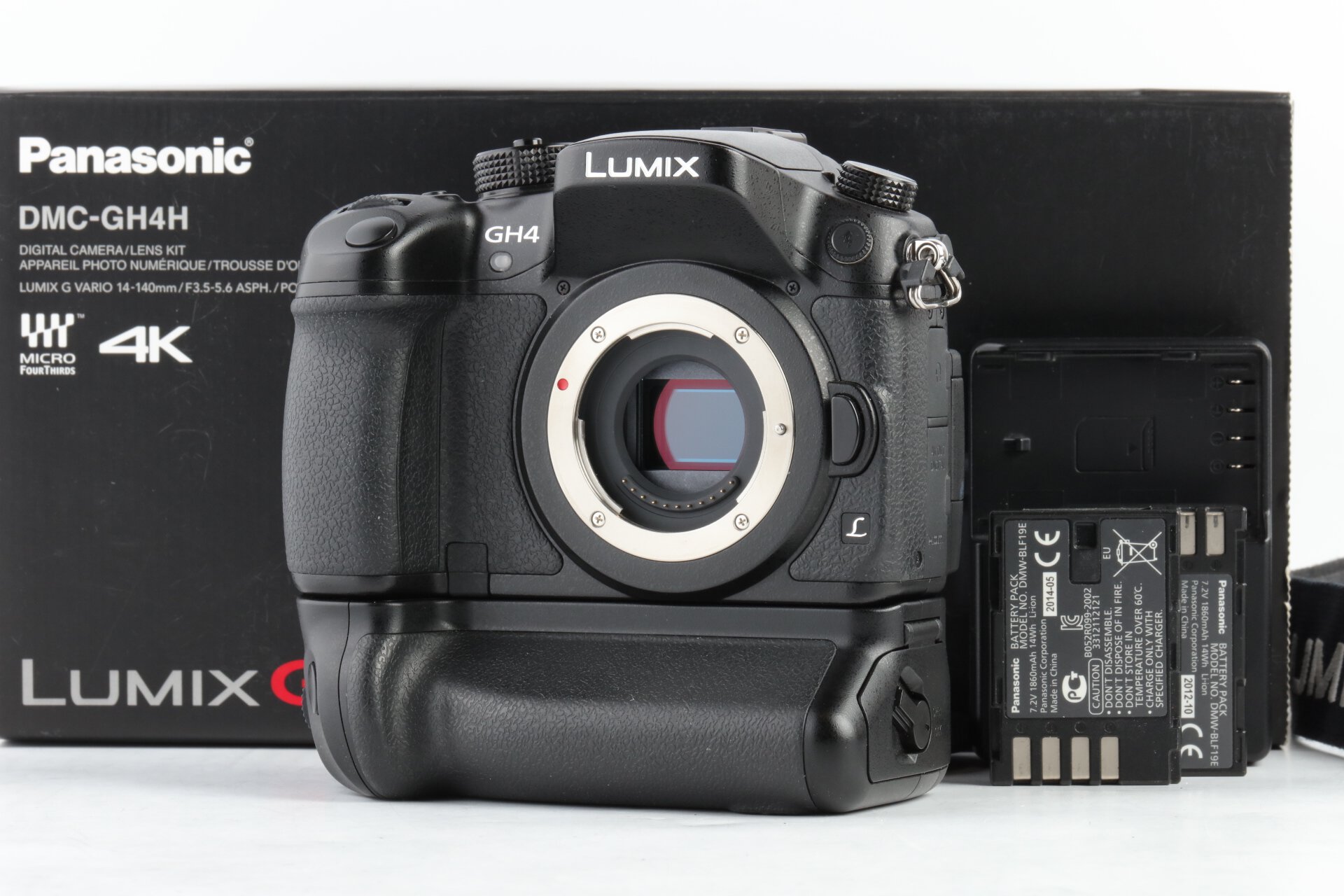 Panasonic Lumix GH4 Gehäuse + Batteriegriff DMW-BGGH3 ca. 4000 Auslösungen