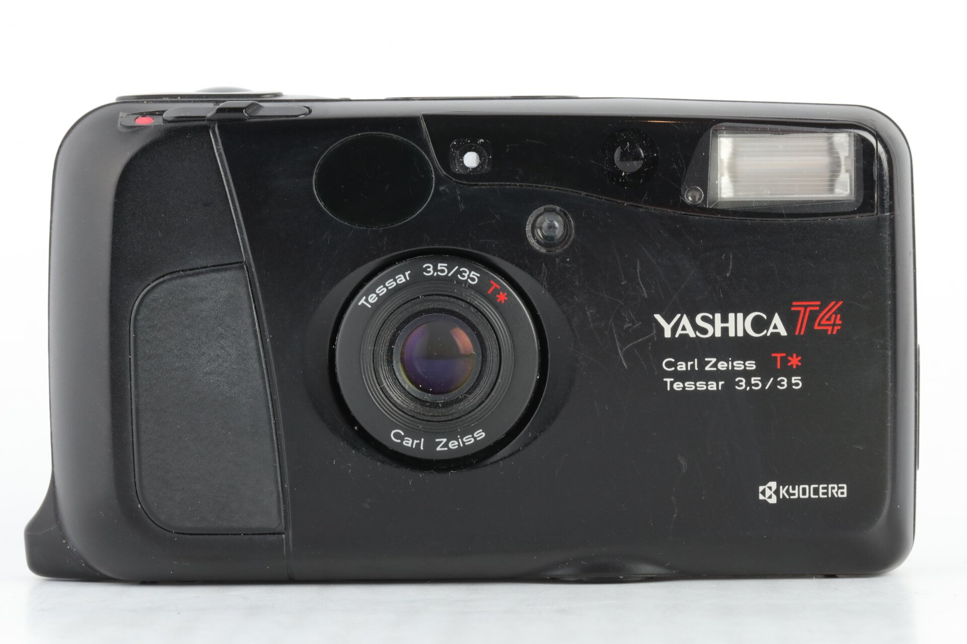 Yashica T4 mit Carl Zeiss 35mm 3,5 Tessar T*