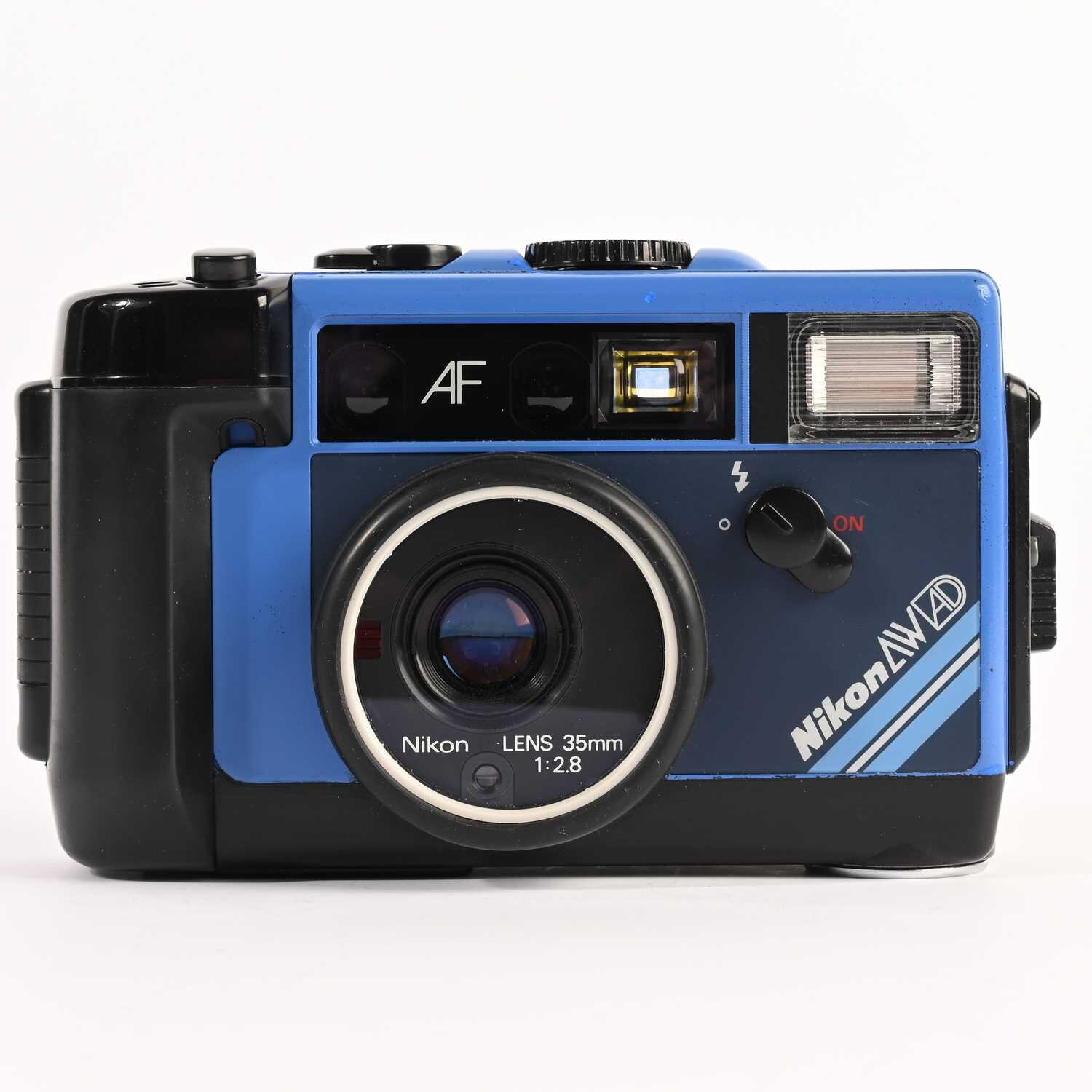 Nikon L35 AW AD 35mm 1:2.8 kompakt  film  analog  Unterwasser-Kamera