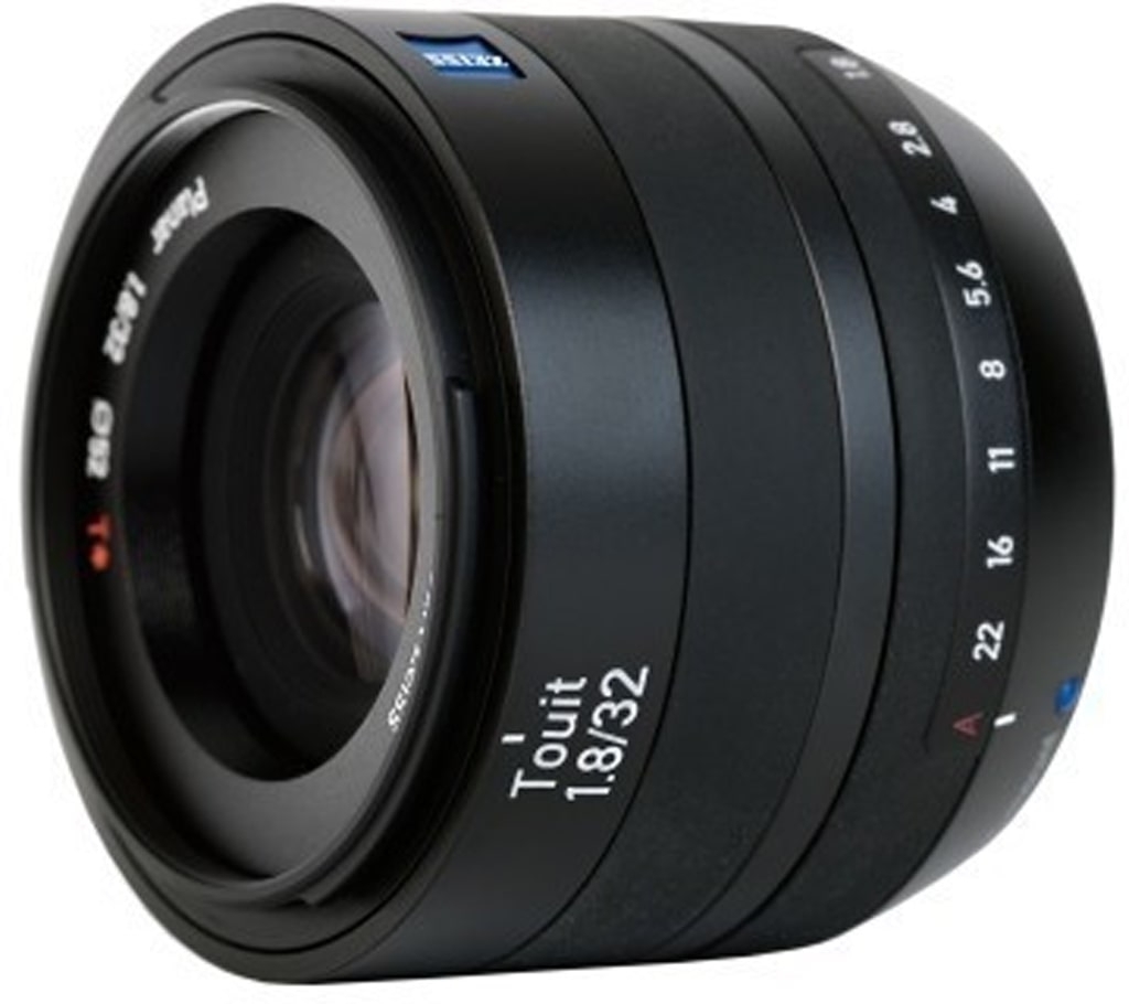 Zeiss Touit 32mm 1:1,8 für Fujifilm X-Mount