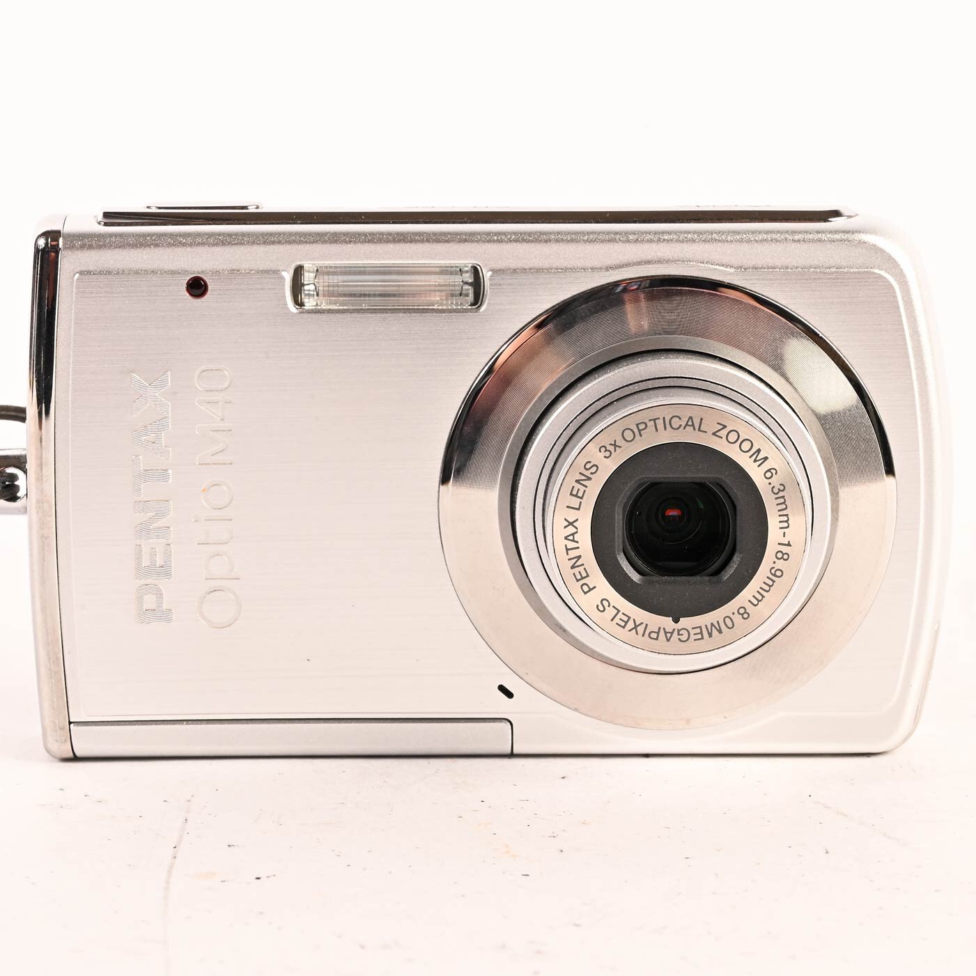 Pentax Optio M40 Digitalkompaktkamera mit Pentax Lens 8.0 MP