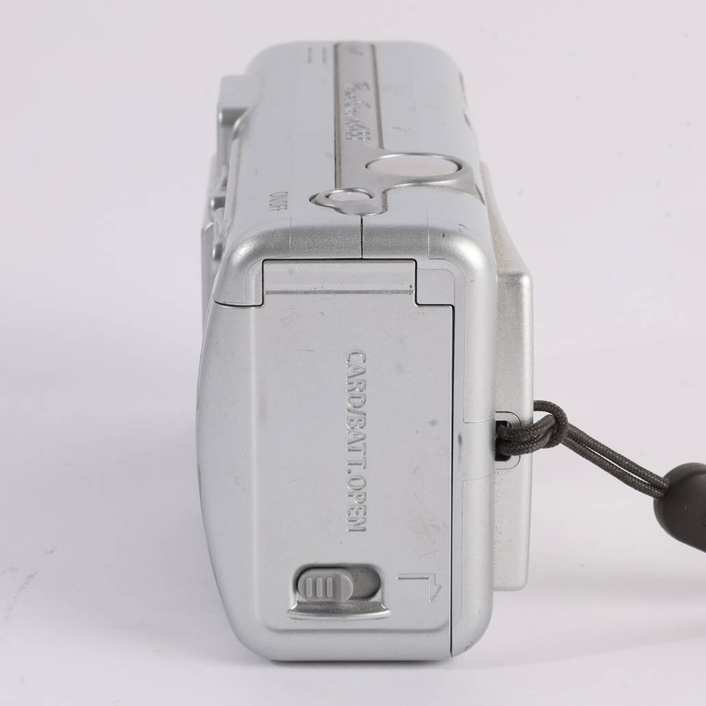 Canon PowerShort A400 Silver Chrome 3.2MP Digital Camera