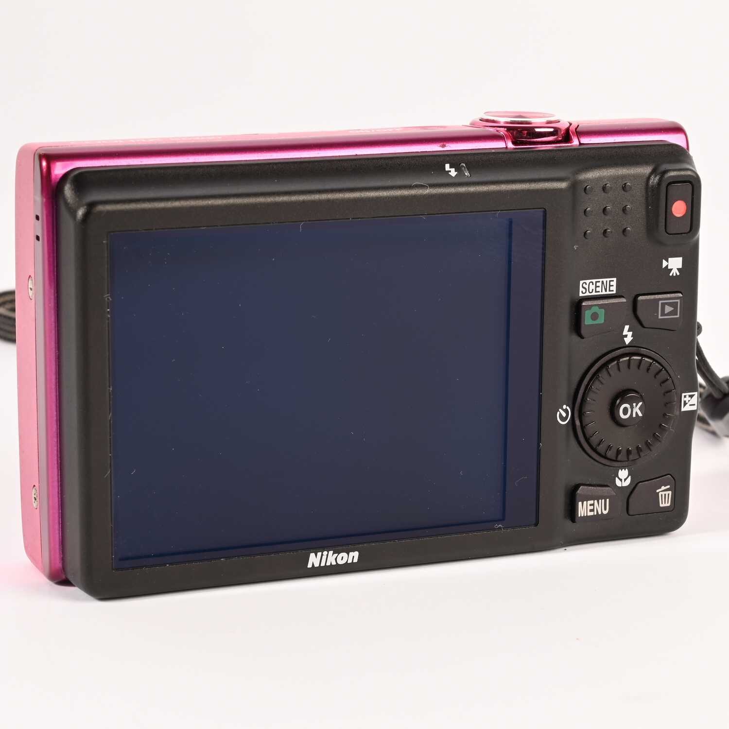 Nikon COOLPIX S6200 Rot 16.0 MP 10x Optical Zoom Digitalkamera