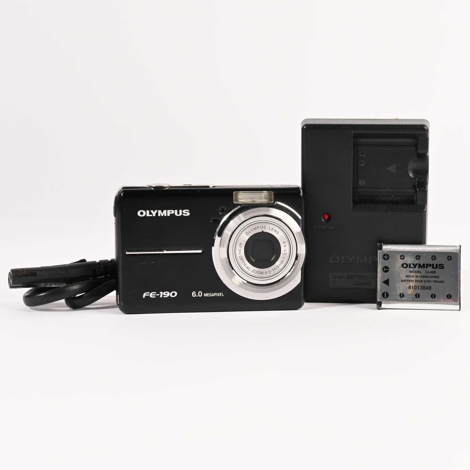 Olympus Digitalkamera Modell FE-190 Fotoapparat Kamera 6,0 Megapixel