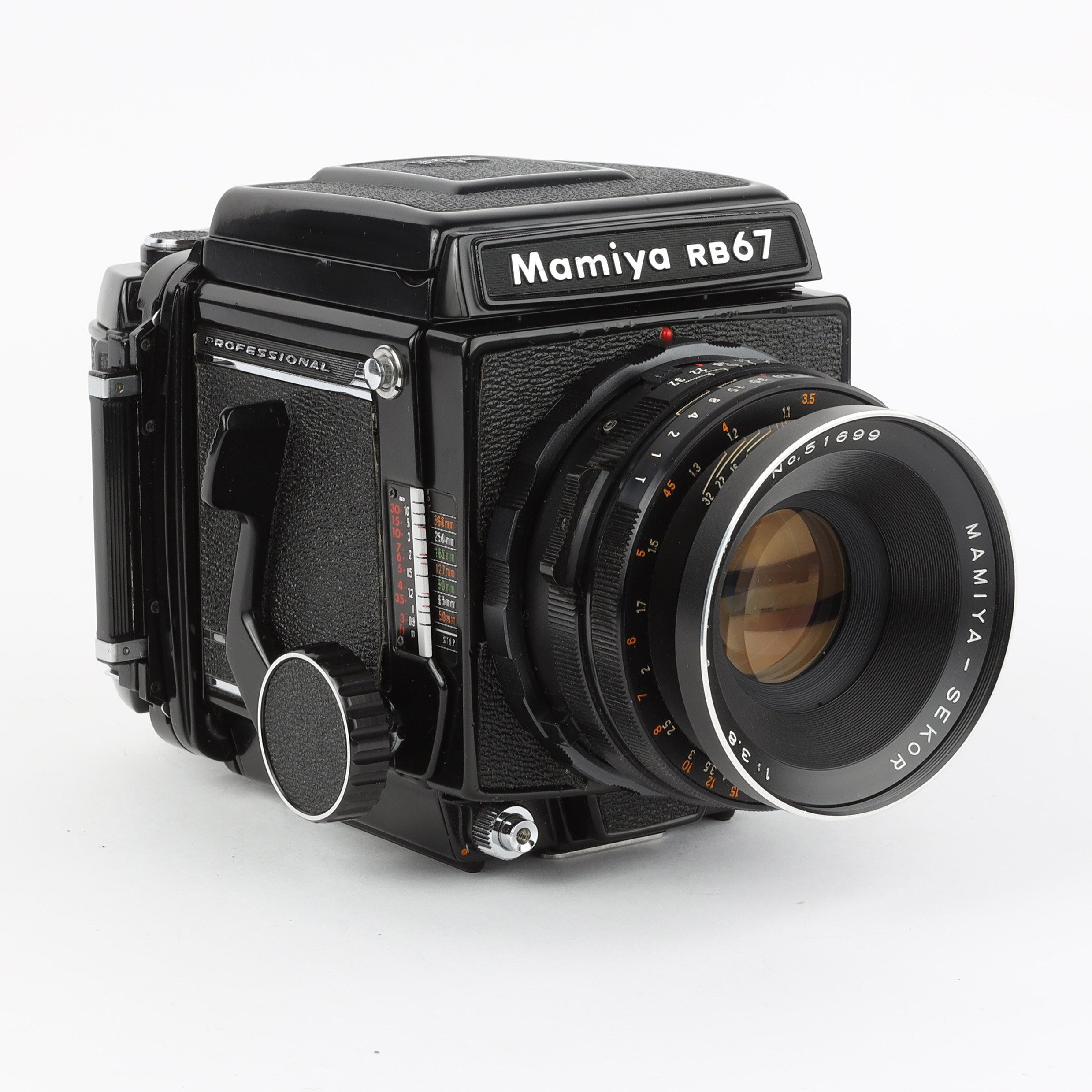 Mamiya RB 67 Professional +127mm F3,8 + Lichtschacht + Magazin 1209