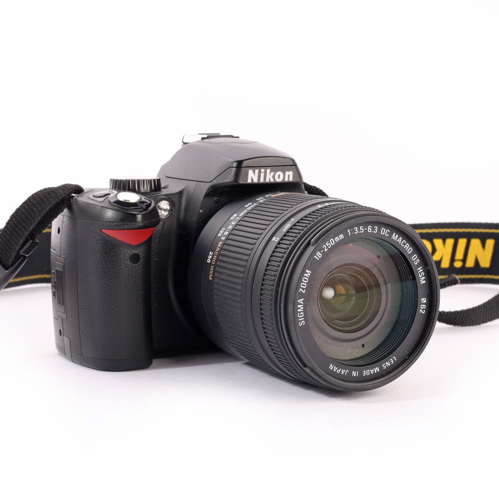 Nikon D60 - Sigma DC 18-250mm 1:3.5-6.3 MACRO HSM