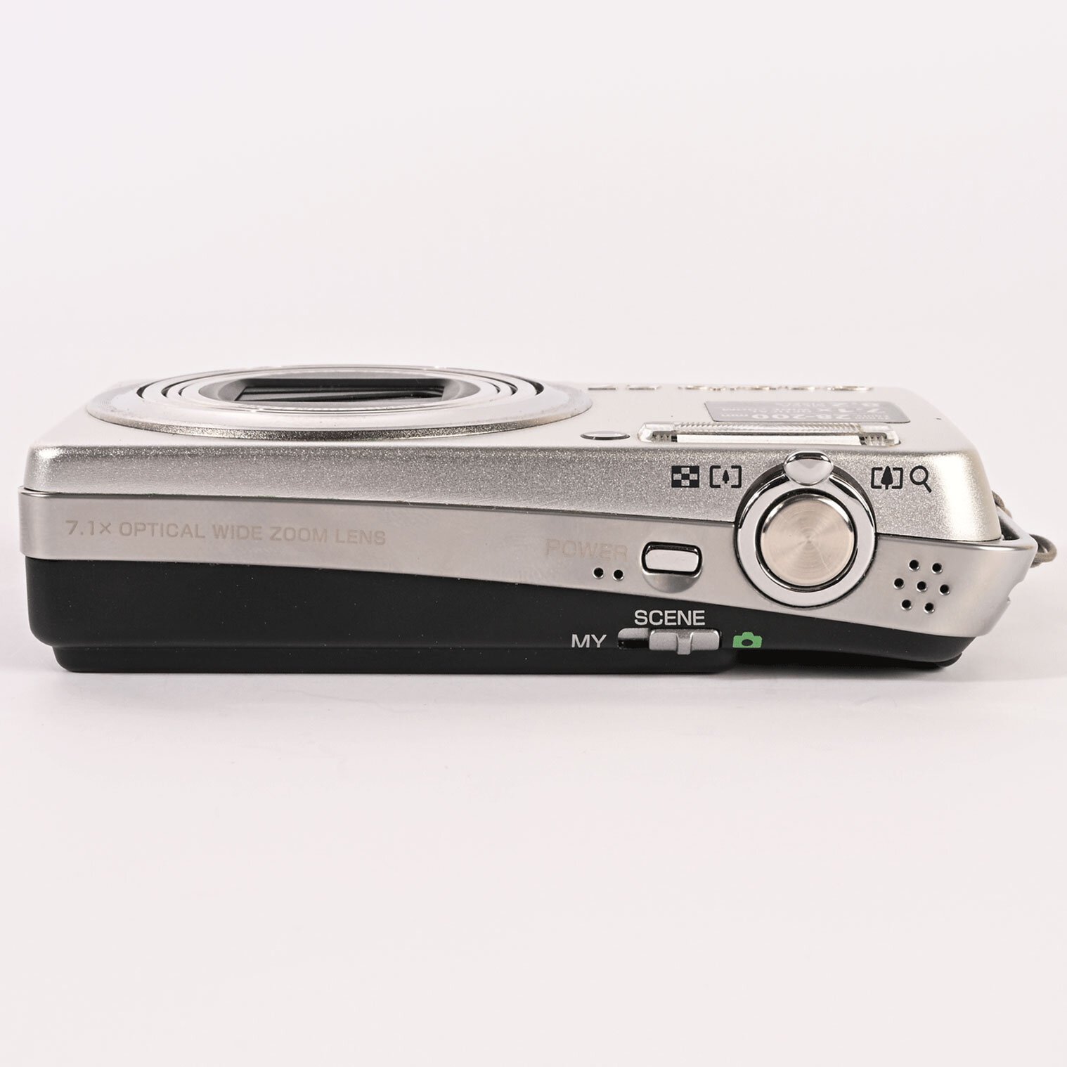 Ricon Caplio R7 Digitalkamera Komapkt Schwarz 8.2 MP Ricon Caplio R7 Digitalkamera Komapkt Schwarz 8.2 MP