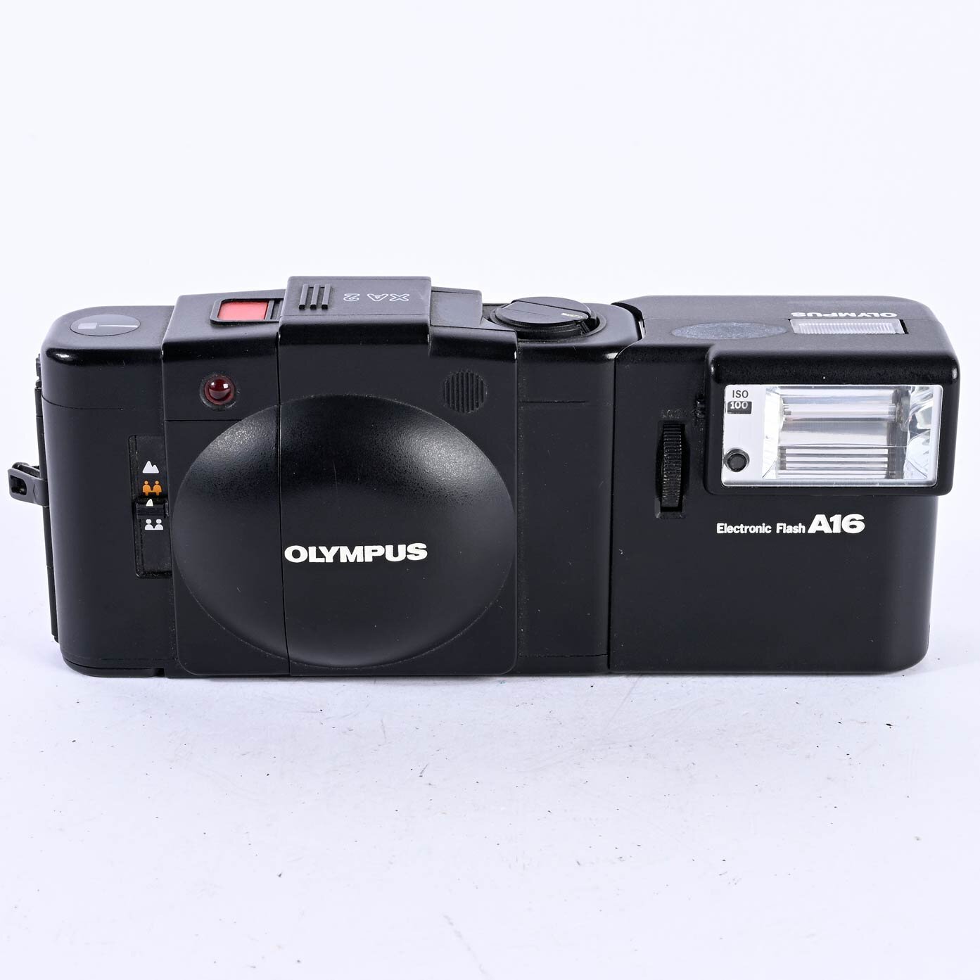 Olympus XA 2 Analog Kamera mit Blitz A 11 Kompakt Camera 35mm